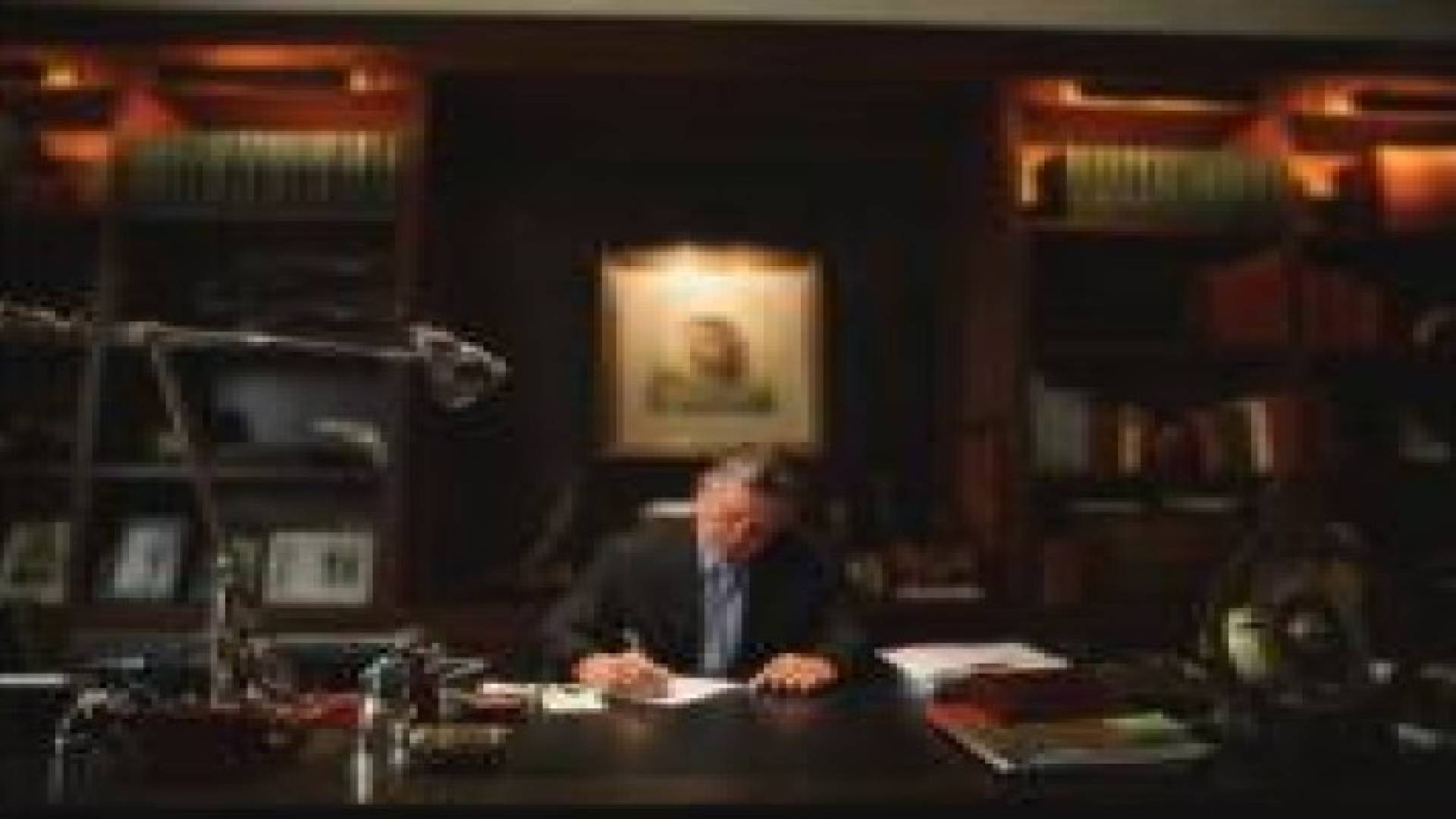 الملك يوجه رسالة الى النسور حول تنمية الموارد البشرية .. نص الرسالة