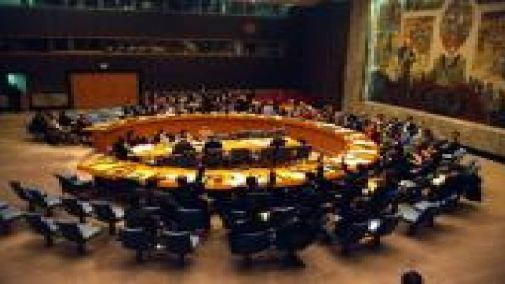 اليمن يطلب من مجلس الأمن السماح بعمل عسكري لردع "عدوان الحوثيين"