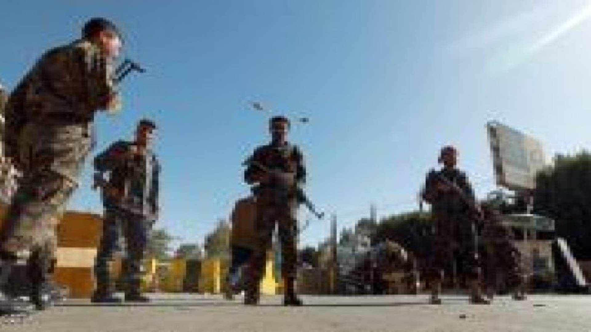 تمرد كتائب موالية للحوثيين في تعز