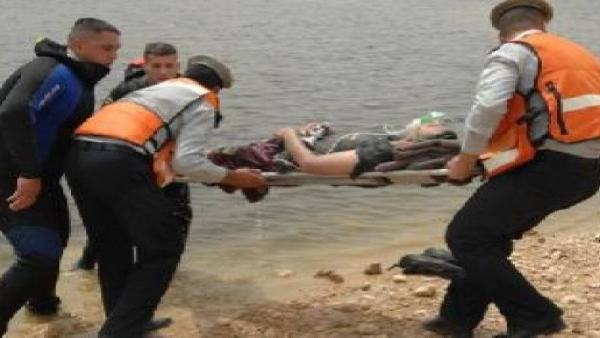 إنقاذ تسعة أشخاص من الغرق في البحر الميت