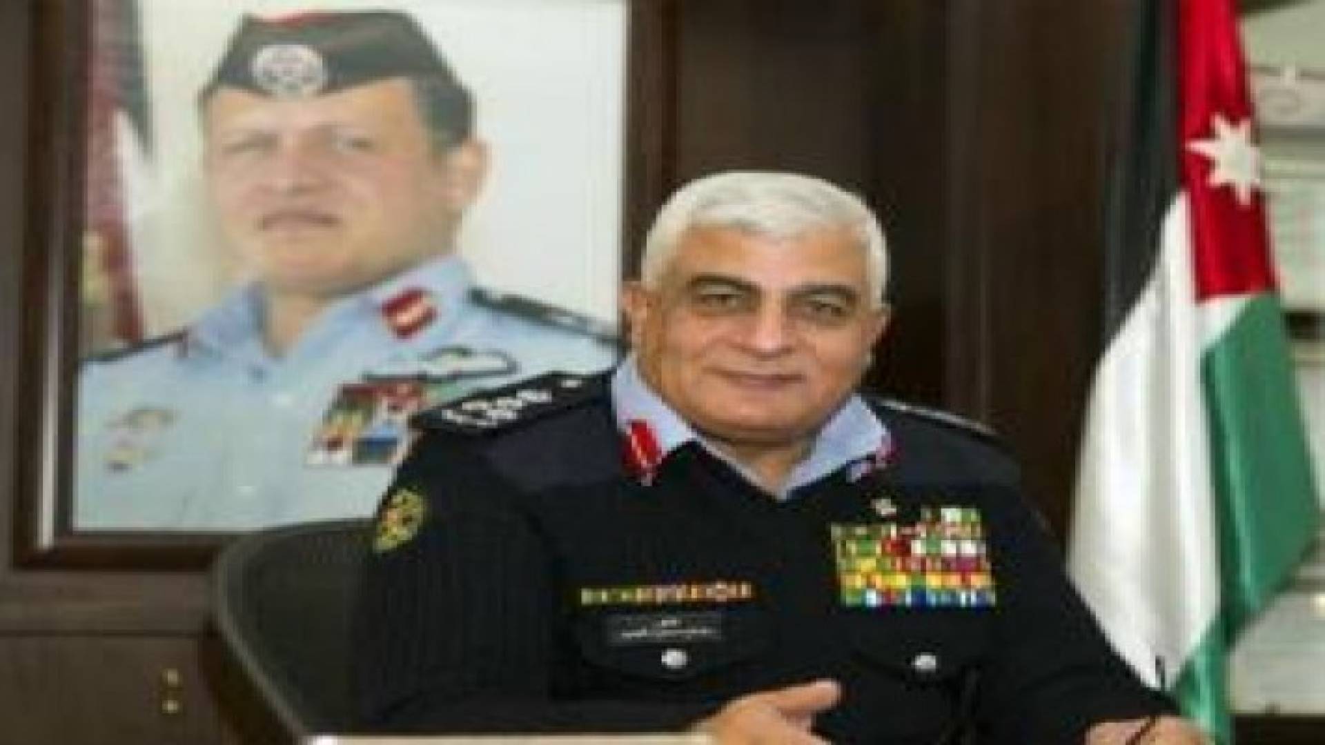 إصدار 19 ألف بطاقة ممغنطة للسوريين خارج المخيمات