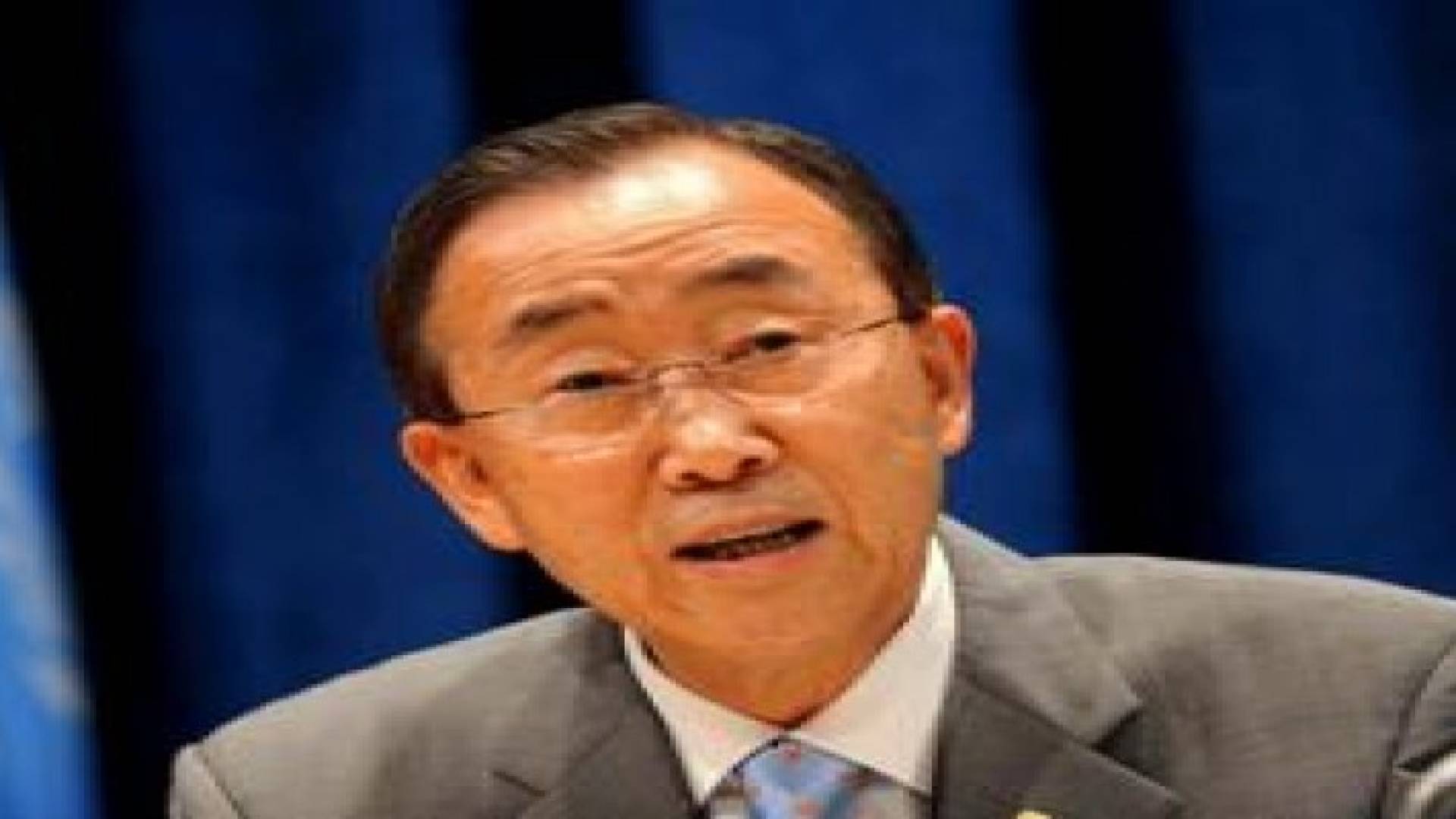 كي مون أمام القمة العربية: المفاوضات تبقى الفرصة الوحيدة لإنهاء الصراع باليمن