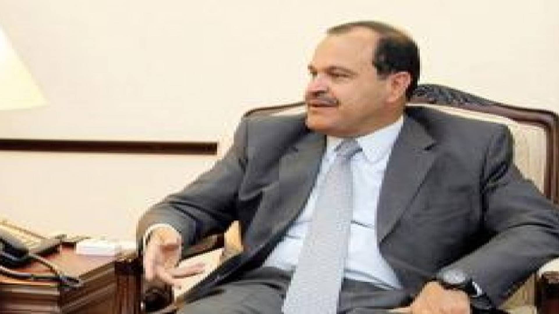 وزير الداخلية يشارك بمسيرة ضد الارهاب في تونس