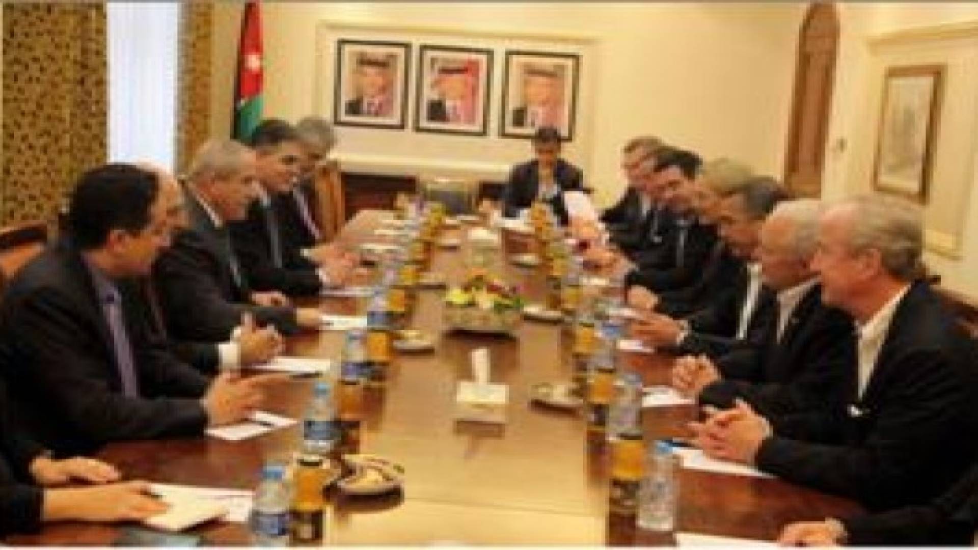 وزير الخارجية يلتقي رئيس مجلس النواب الامريكي