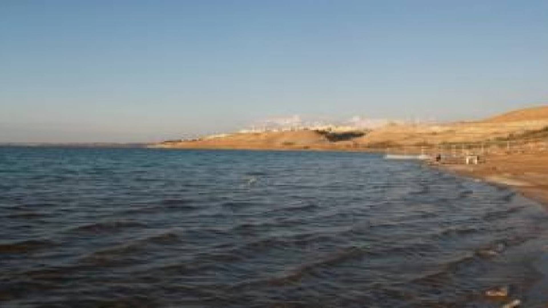 منع السباحة في البحر الميت