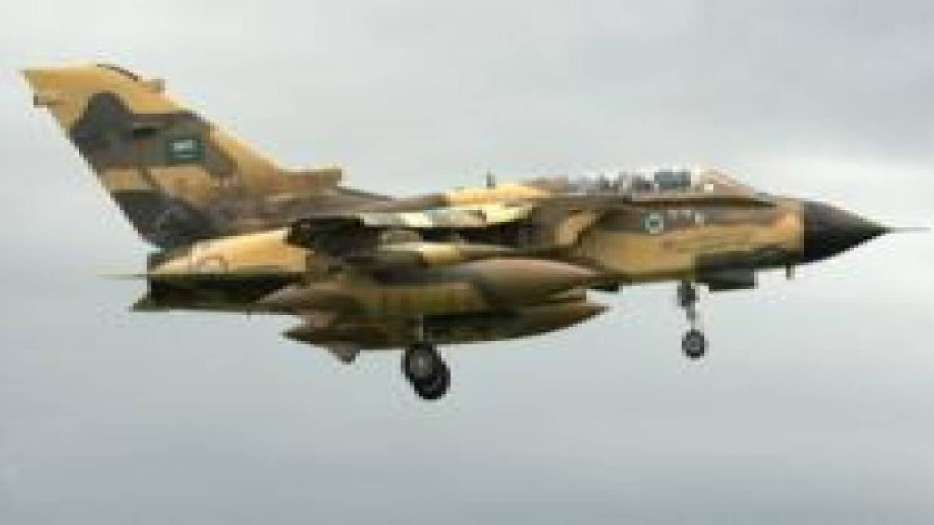 غارات جديدة تستهدف دار الرئاسة ومواقع عسكرية بصنعاء