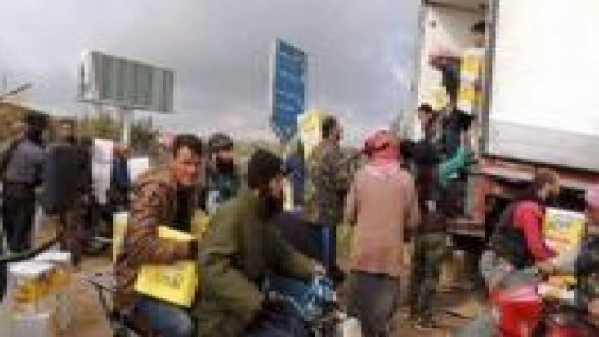 الاناضول :  اختطاف 10 سائقين لبنانيين عند معبر حدودي بين سوريا والأردن