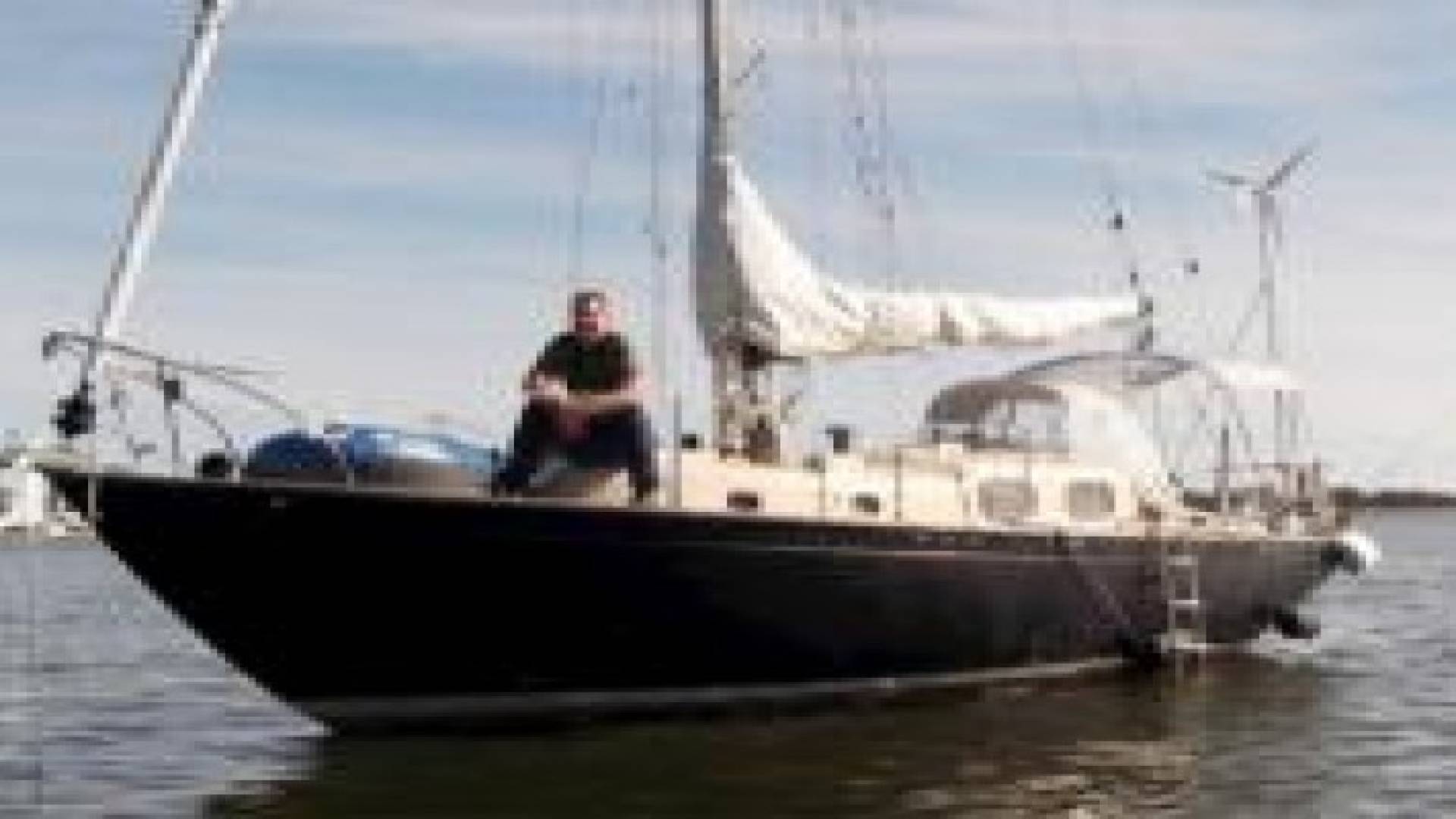 بالفيديو..انقاذ بحار ظل مفقودا في المحيط الأطلسي لمدة 66 يوما