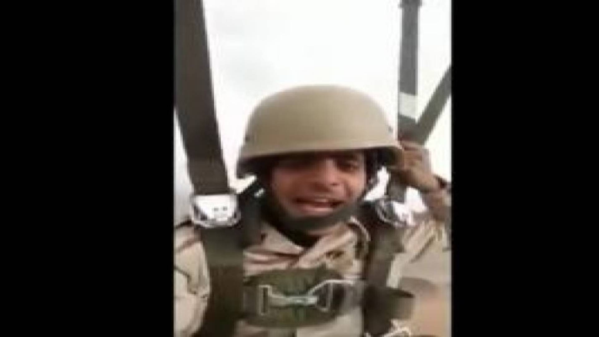 فيديو: مقطع كوميدي لجندي سعودي يشعل مواقع التواصل الاجتماعي