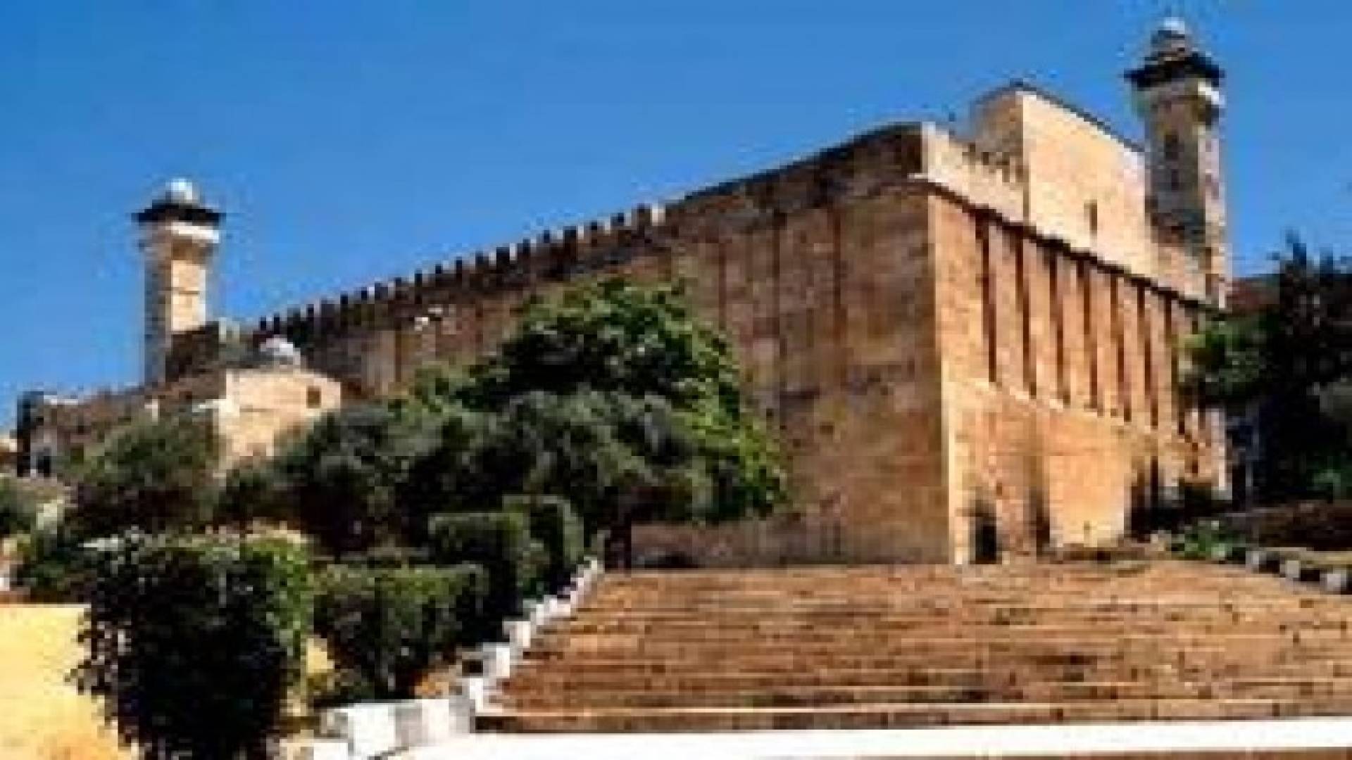 الاحتلال يغلق الحرم الإبراهيمي بحجة الأعياد اليهودية