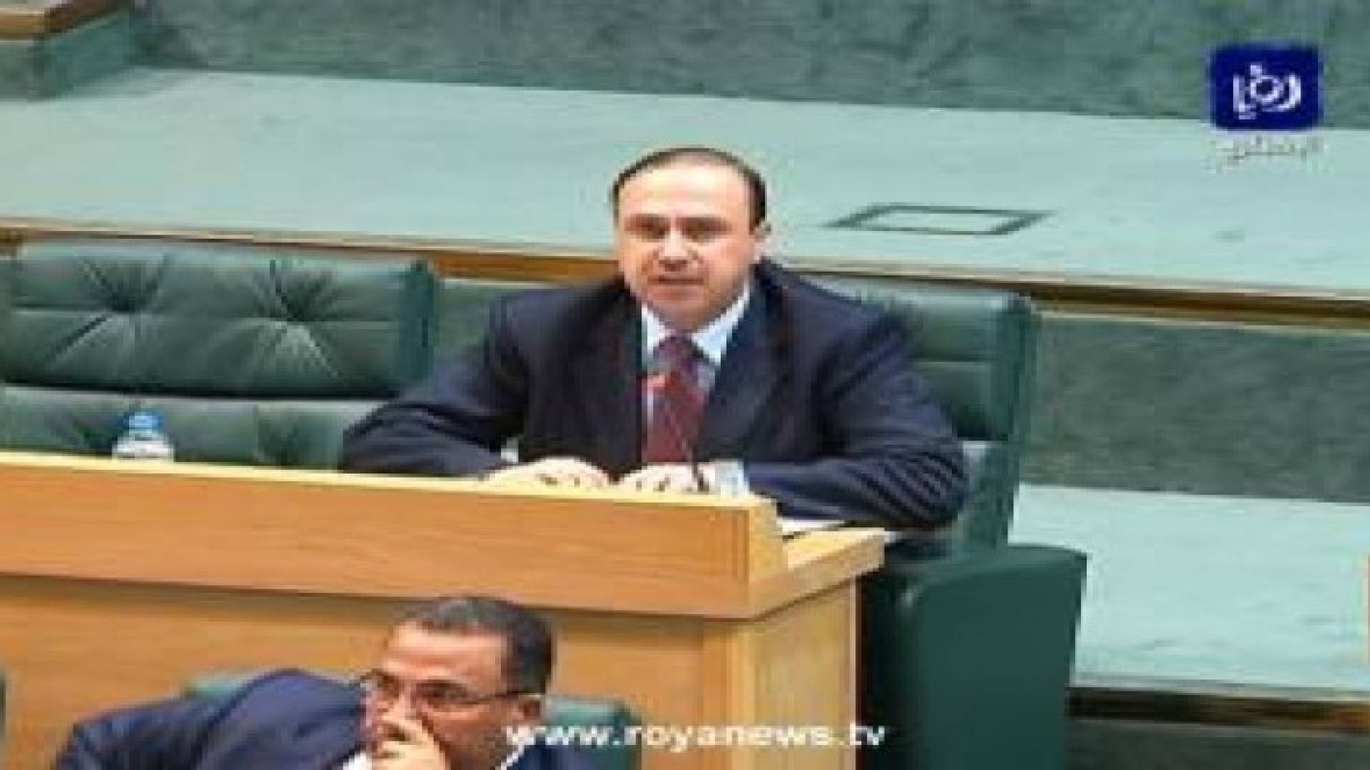 بالفيديو.. السعود يقاطع المومني: لانريد ان نسمع كلاما انشائيا