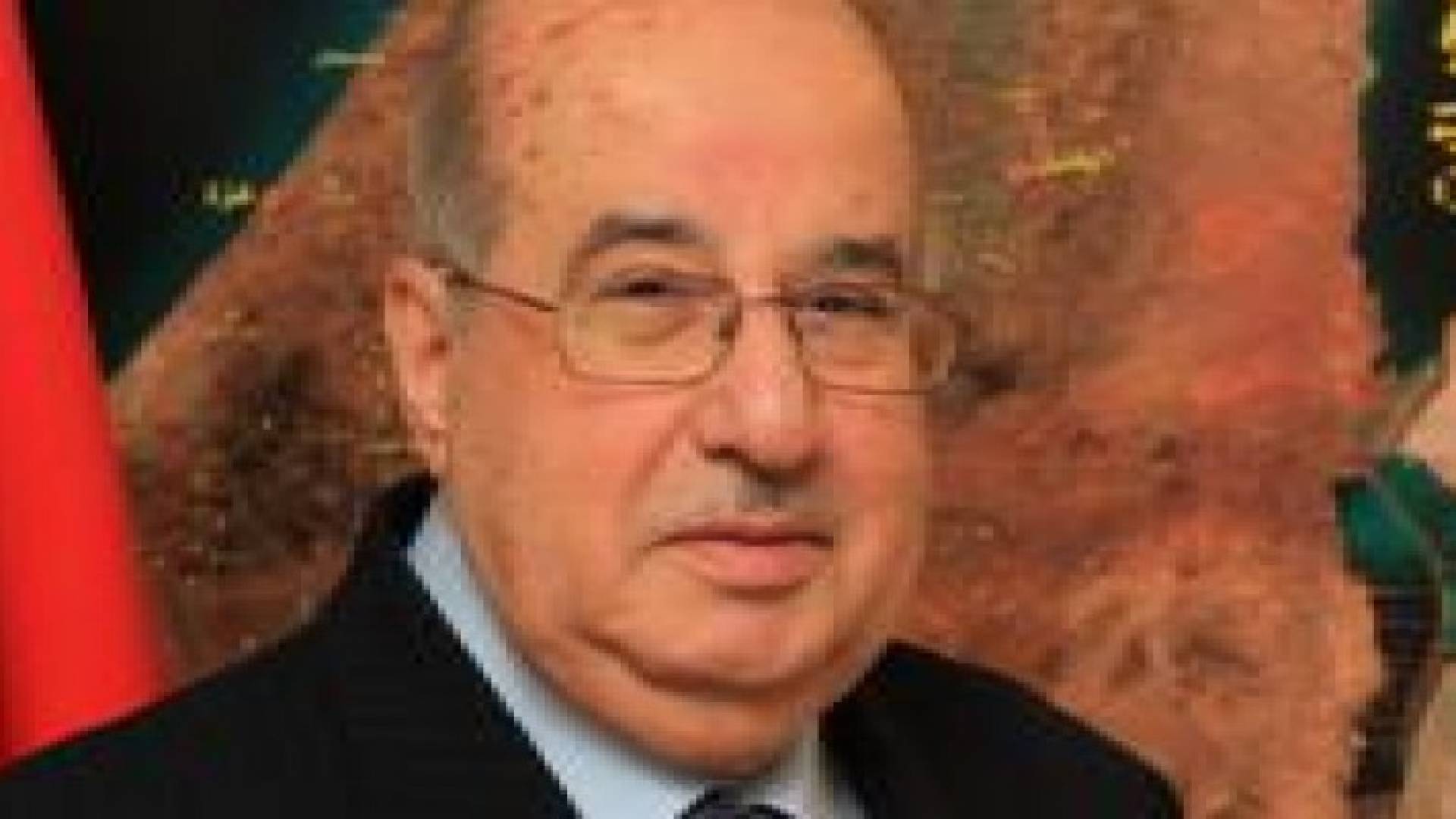 الزعنون يبحث مع رئيس الحكومة الجزائرية سبل تعزيز العلاقات بين البلدين