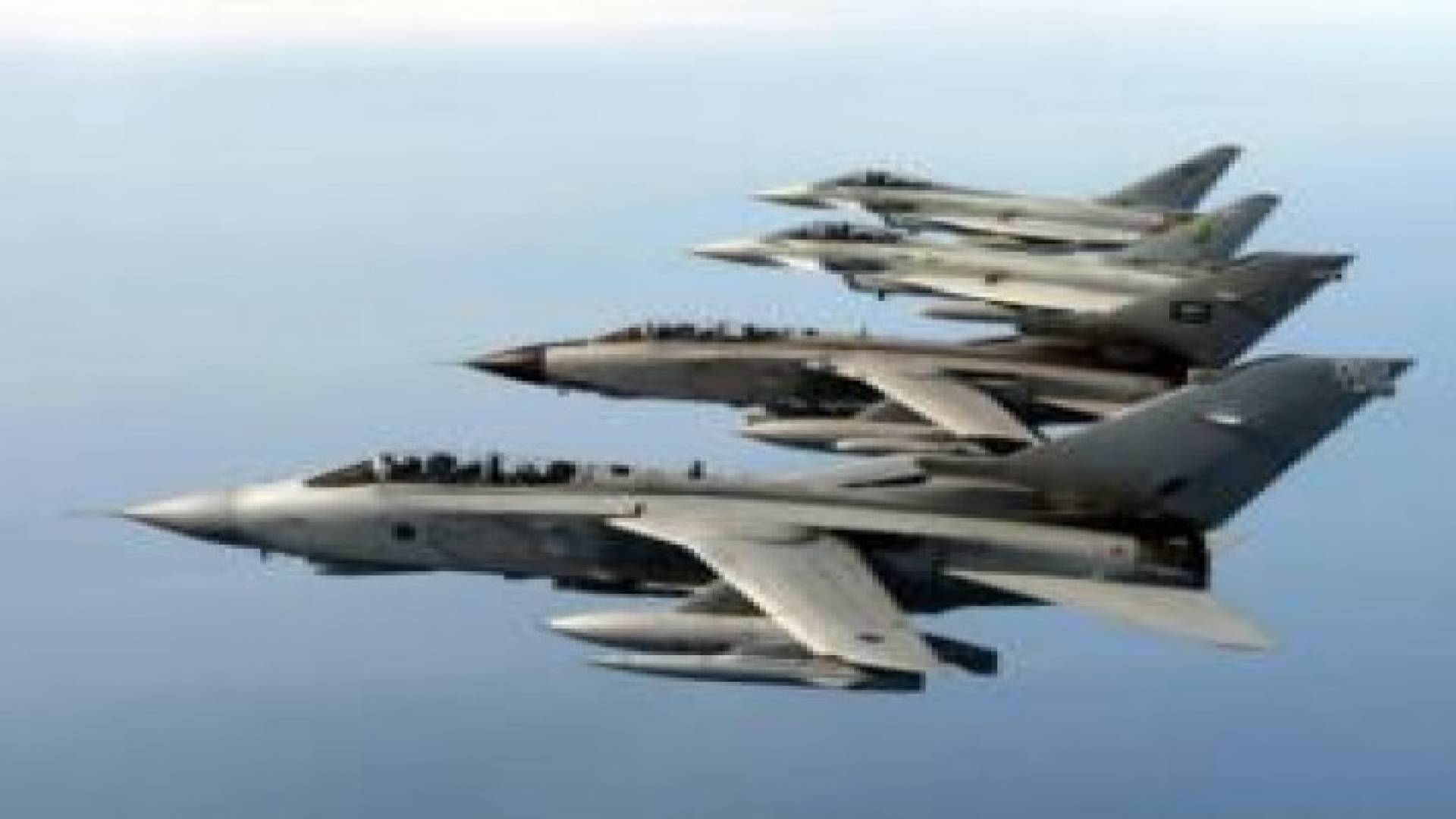 غارات "عاصفة الحزم " تستهدف مجددا قاعدة "العند" جنوبي اليمن