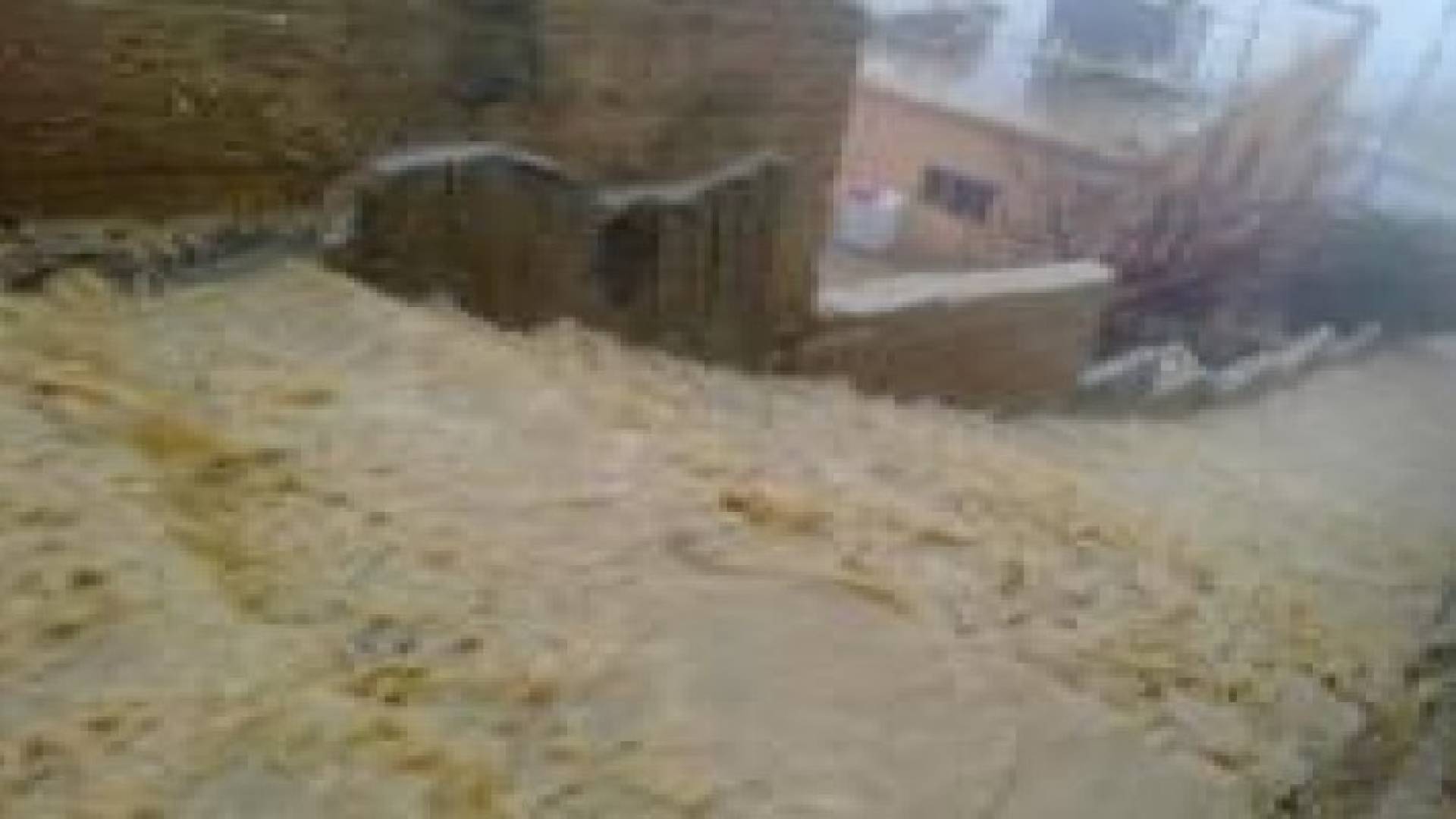 تحذير من خطر السيول بدءا من عصر ومساء السبت ويوم الأحد بما في ذلك جبال الشراه