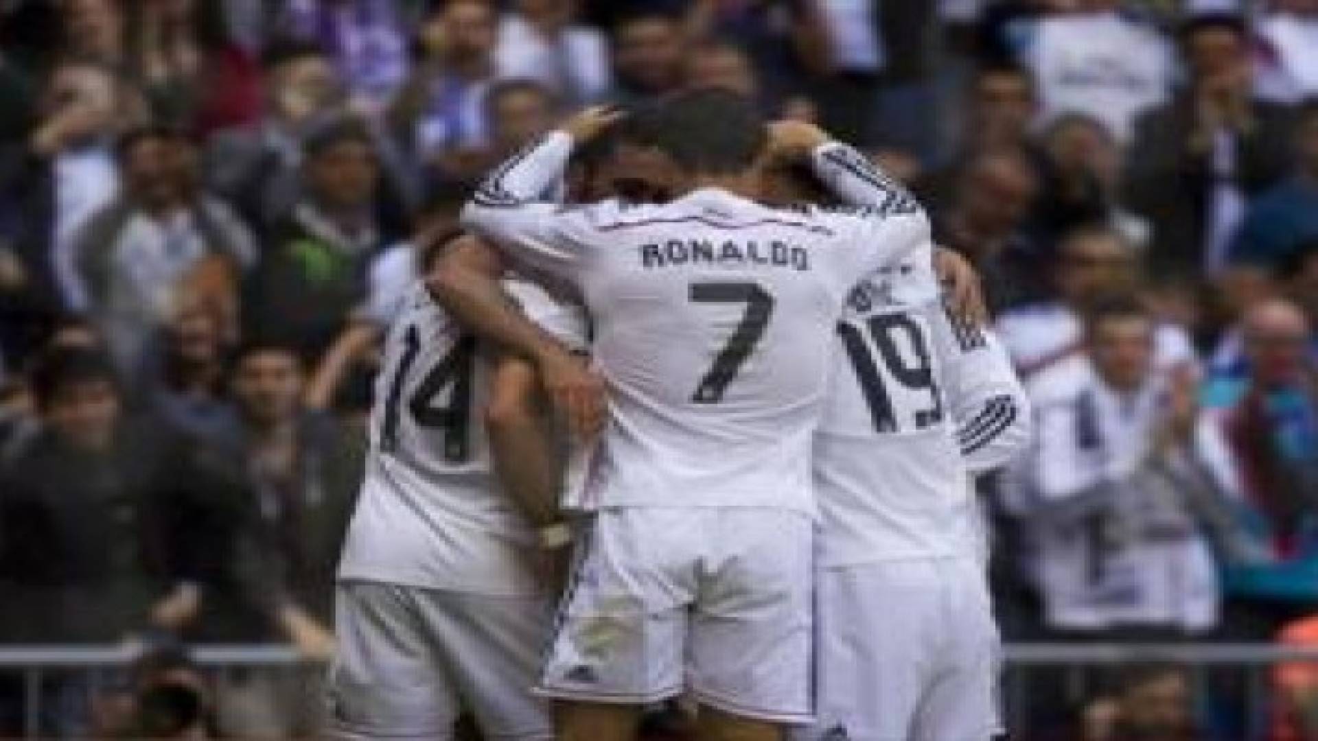 ريال مدريد يضرب إيبار بثلاثية ويضيق الخناق على برشلونة
