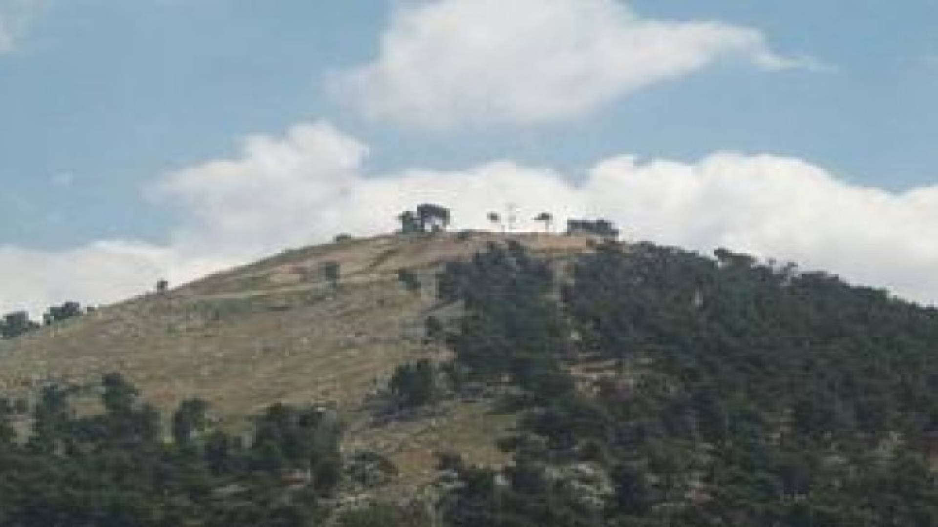 وزير الاسكان الاسرائيلي يتعهد بفتح جبل عيبال بنابلس امام المستوطنين