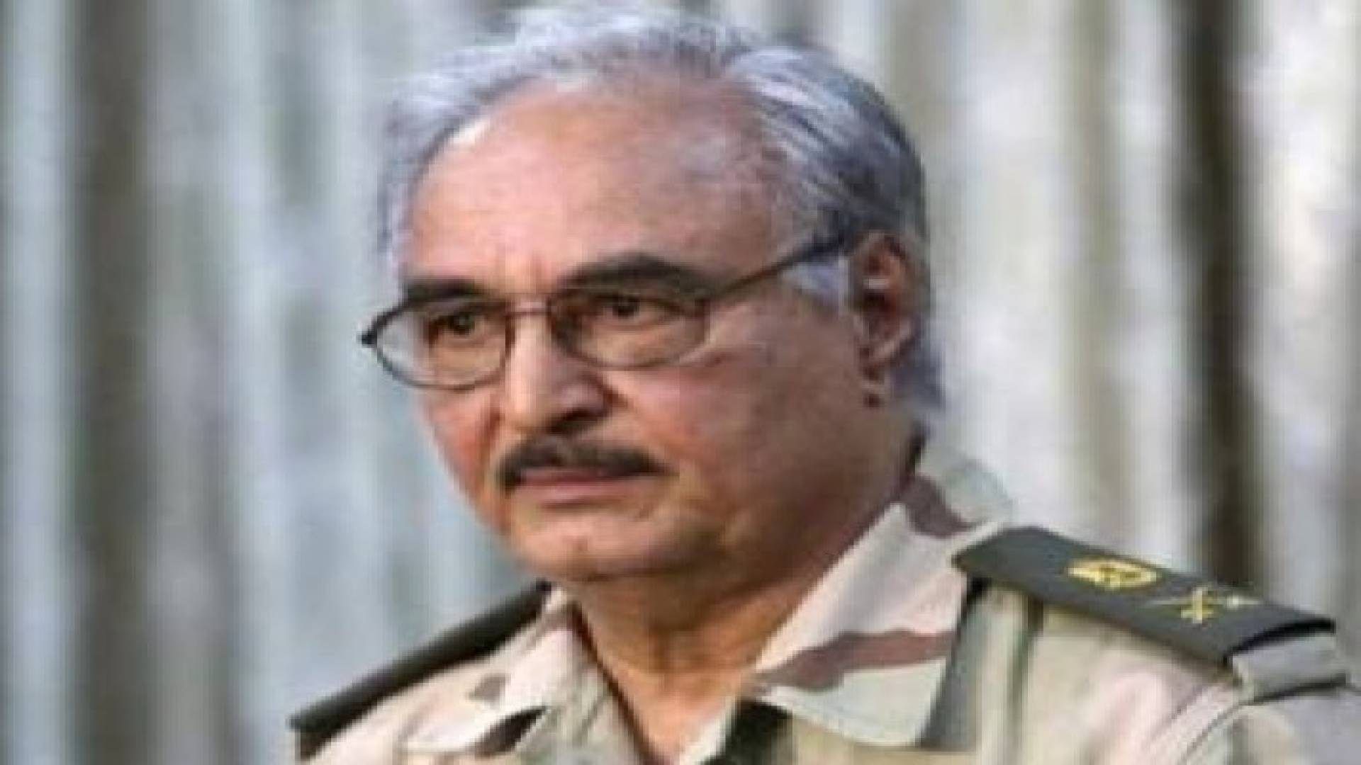 حفتر يصل عمان بزيارة رسمية