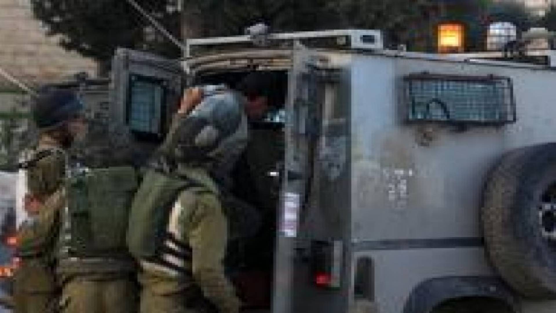 اعتقال 8 مقدسيين بينهم 4 أطفال