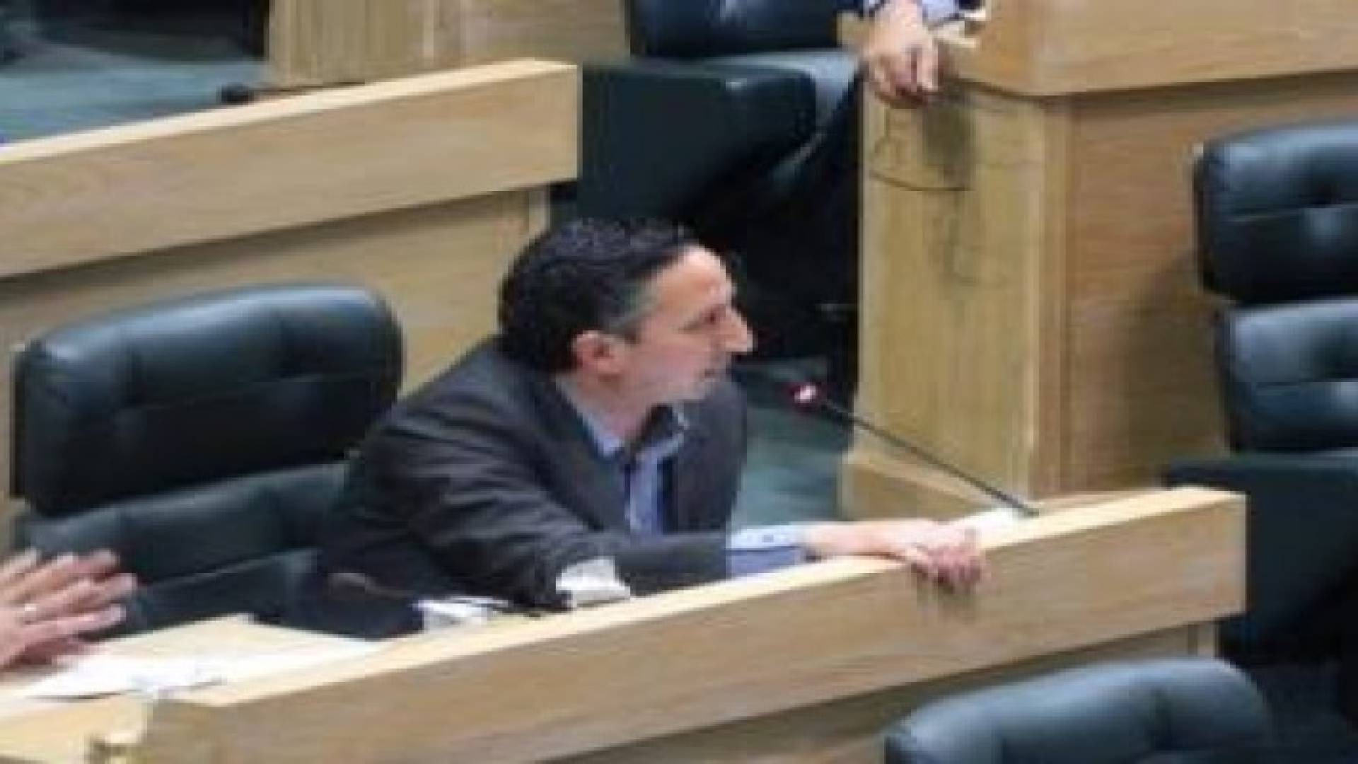 النائب ابو رمان يطالب بتيسير الإجراءات المتعلقة بالتنفيذ القضائي