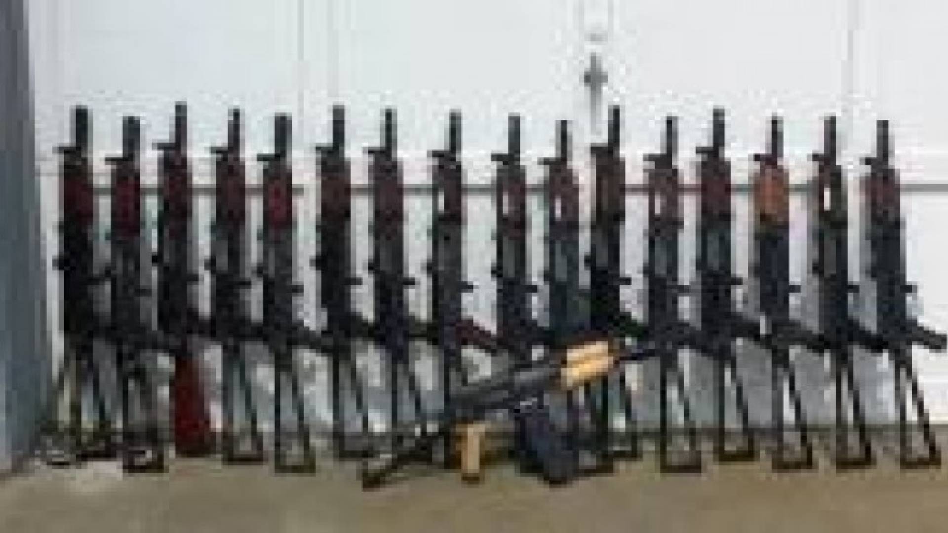 امن وقائي الشمال يضبط متهمين بالاتجار بالأسلحة في جرش