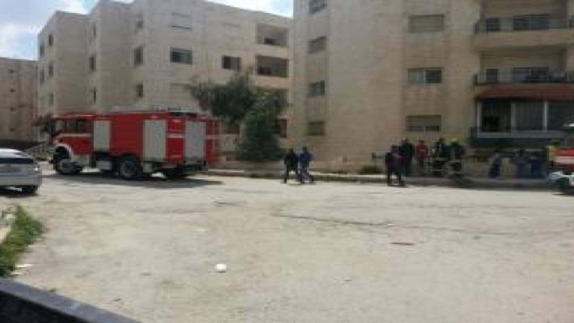 إربد: إخماد حريق داخل أحد المنازل.. صور