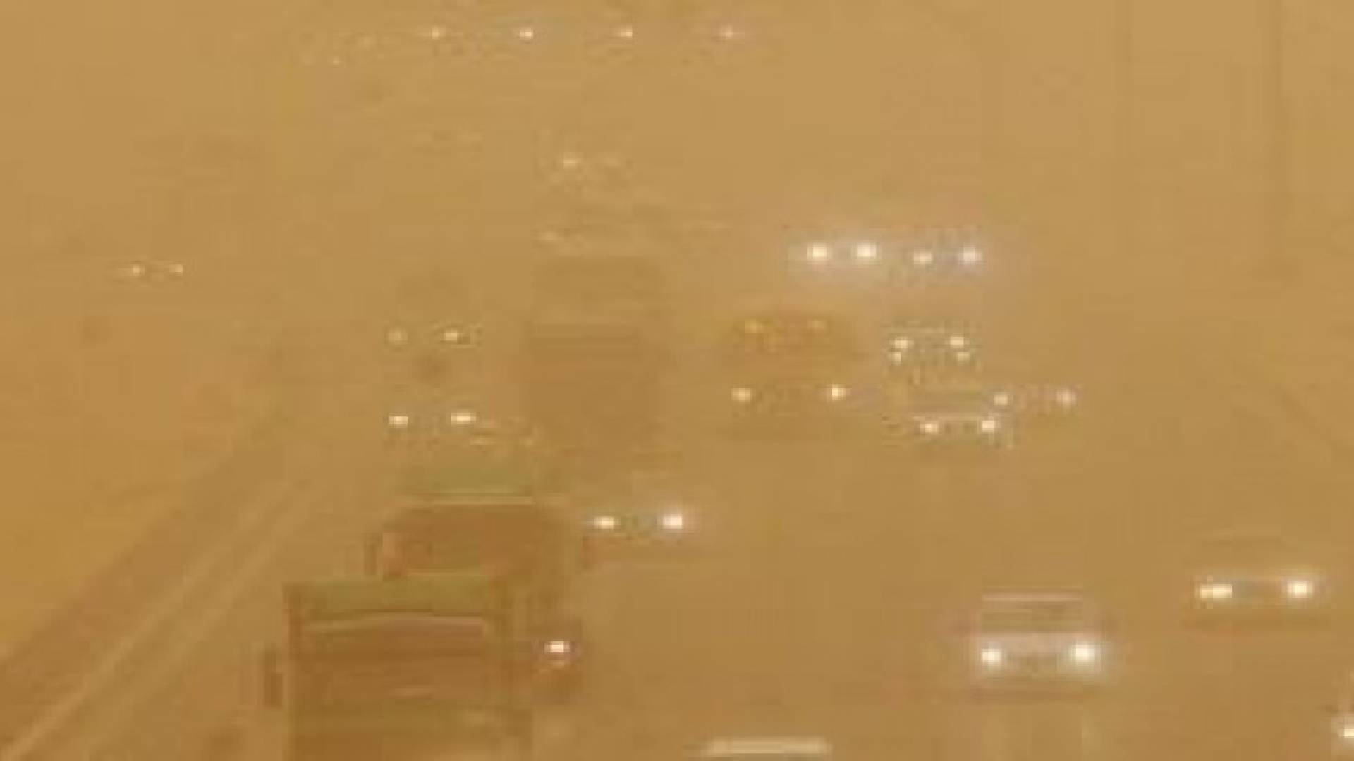 موجة من الغبار الكثيف على مدن المملكة الرئيسية اليوم