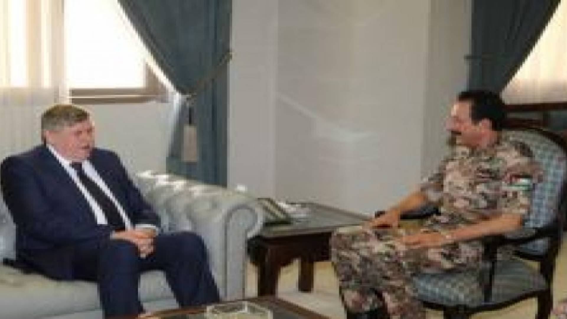 الزبن يستقبل السفير الروسي