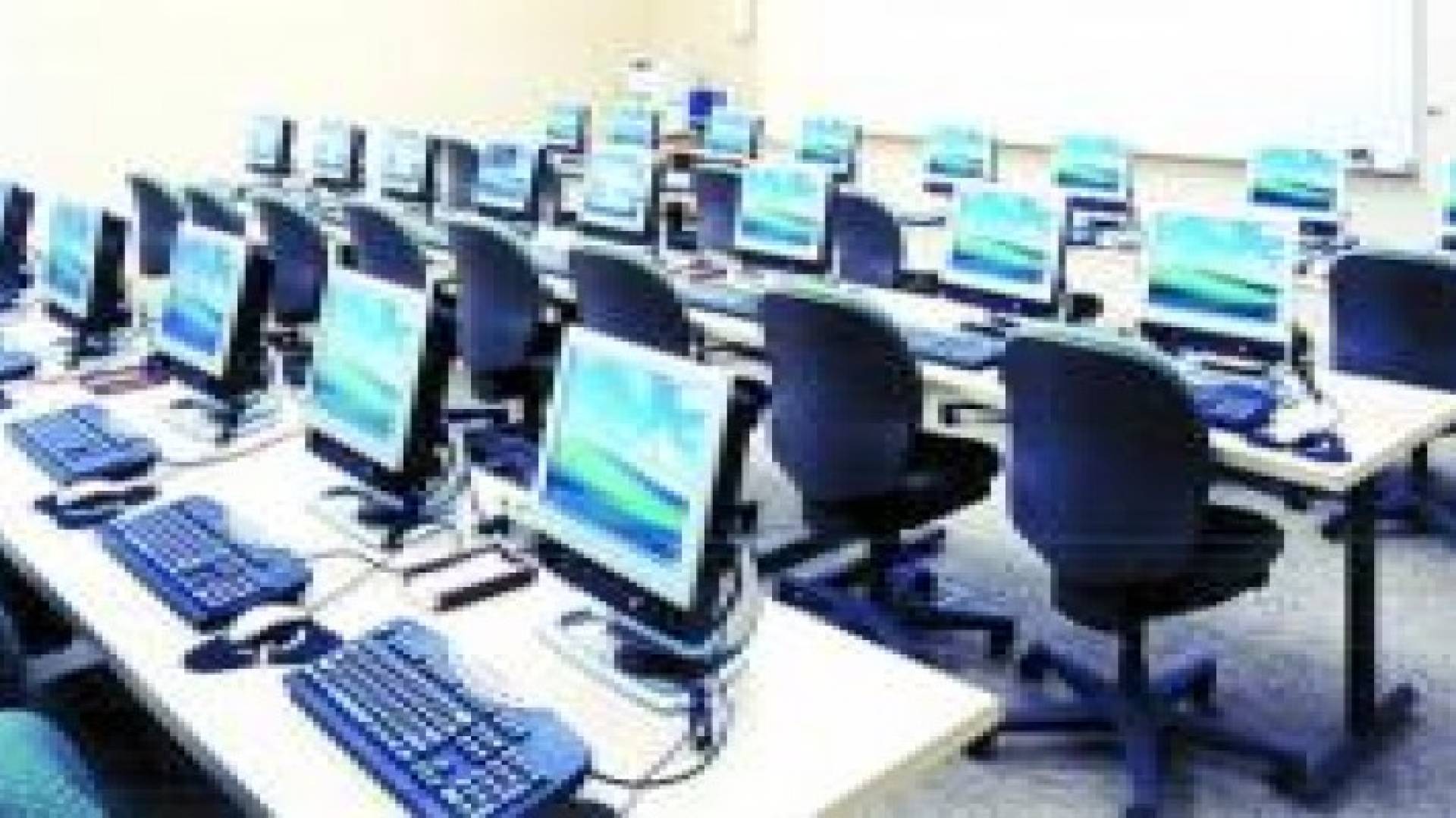 "البحث الجنائي": 5 ملايين شخص عدد مستخدمي الإنترنت بالأردن