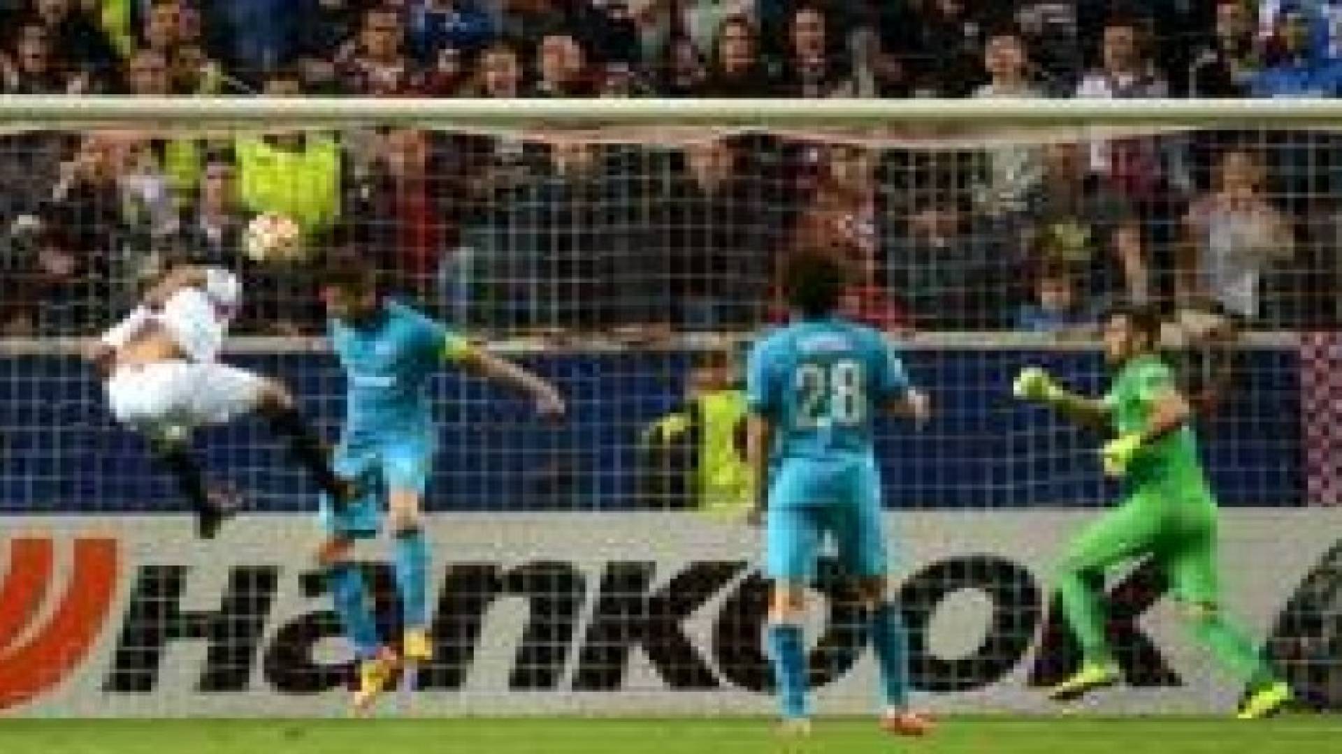 زينيت الروسي يخسر أمام إشبيلية في لـ "يوروبا ليغ"