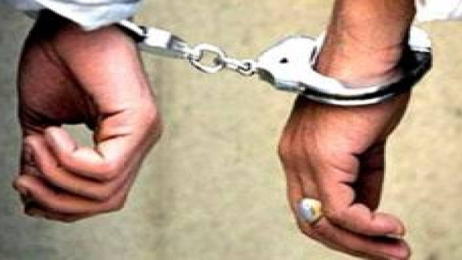 القبض على شقيقين مطلوبين بقضايا امنية