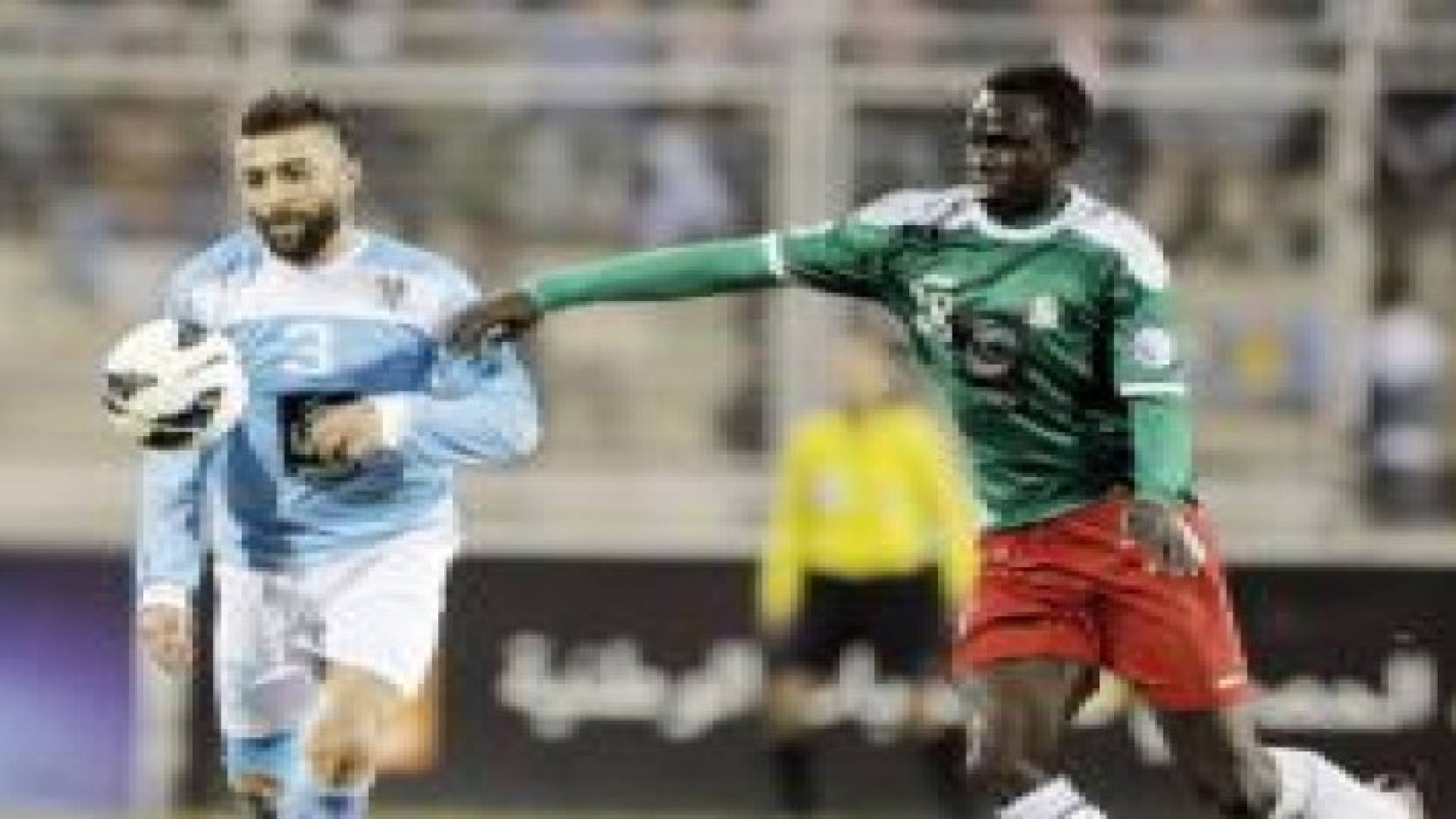 الوحدات يقترب من لقب الدوري بفوزه على الفيصلي 3 - 0