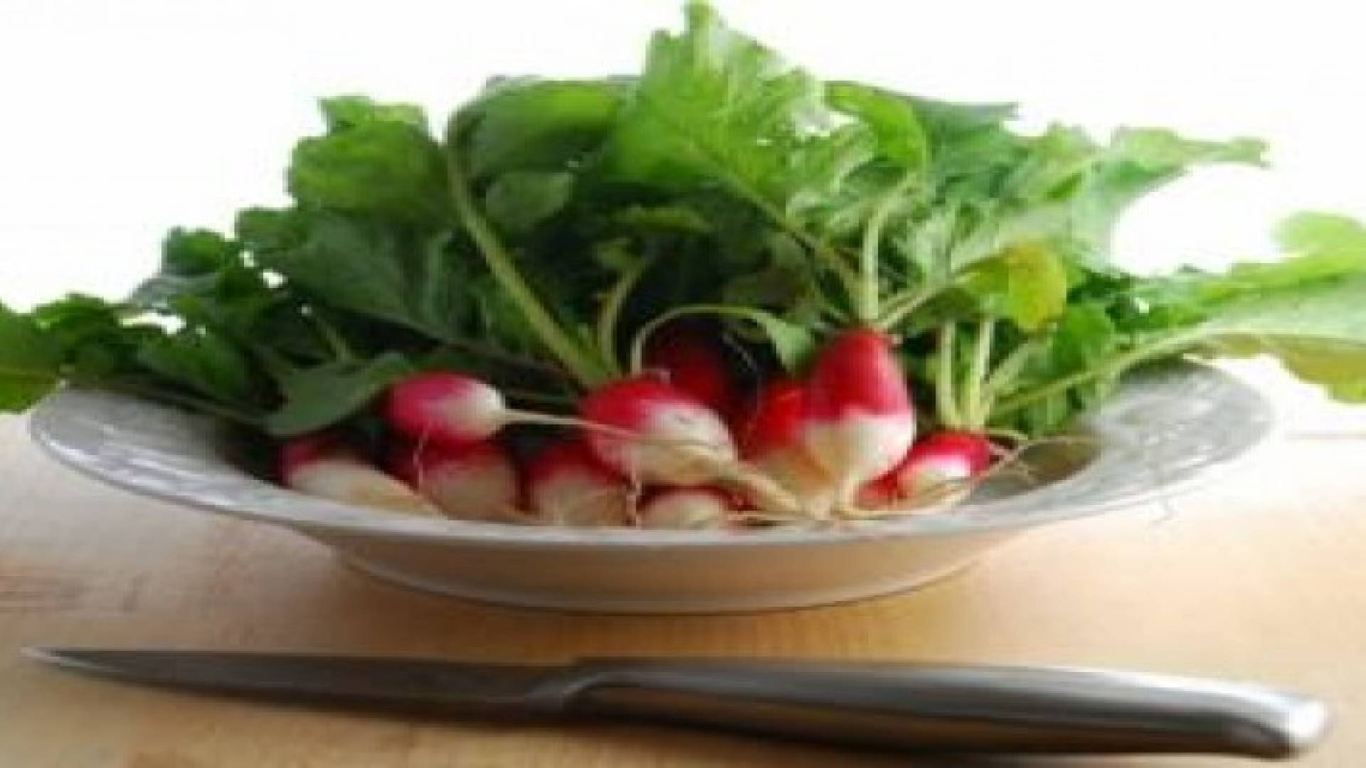 ما فوائد الفجل ؟