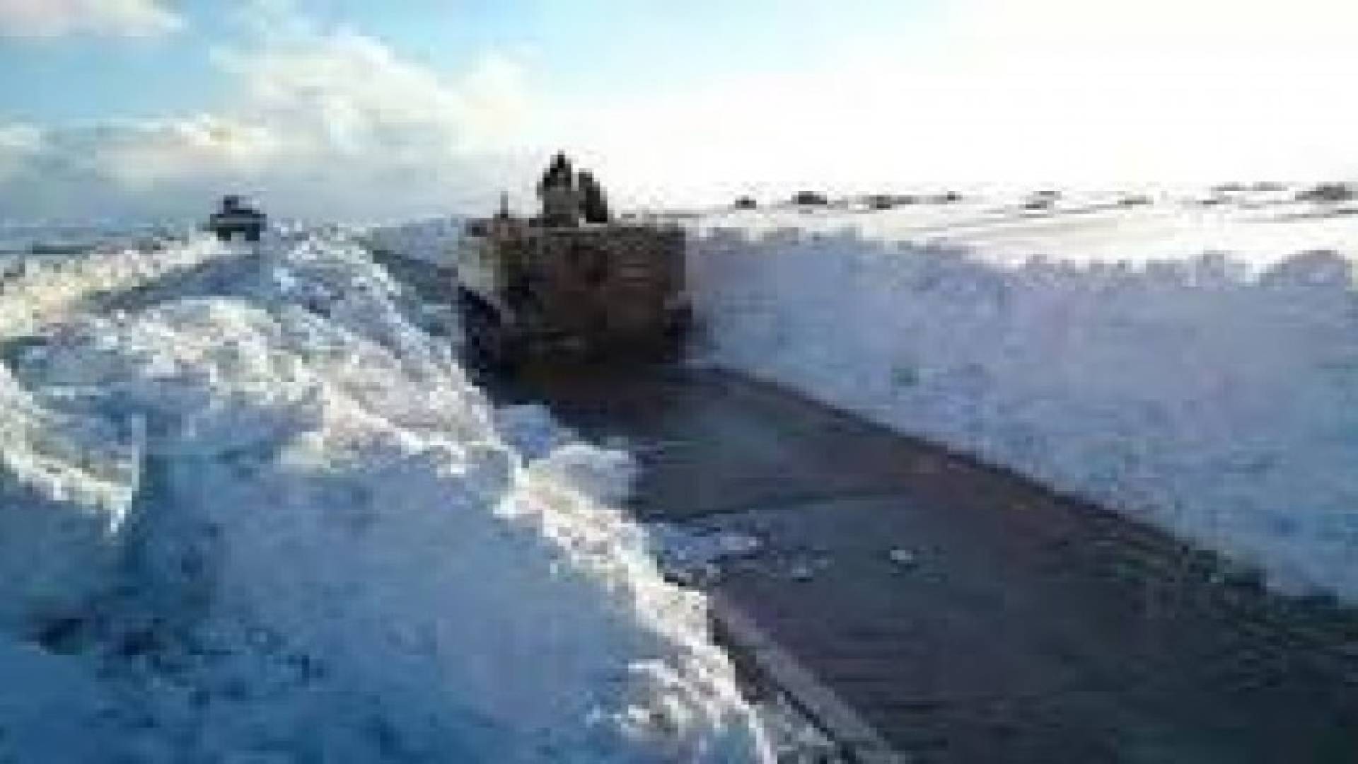 اضراب للعاملين في اشغال الطفيلة للمطالبة بصرف مكافآت إزالة الثلوج