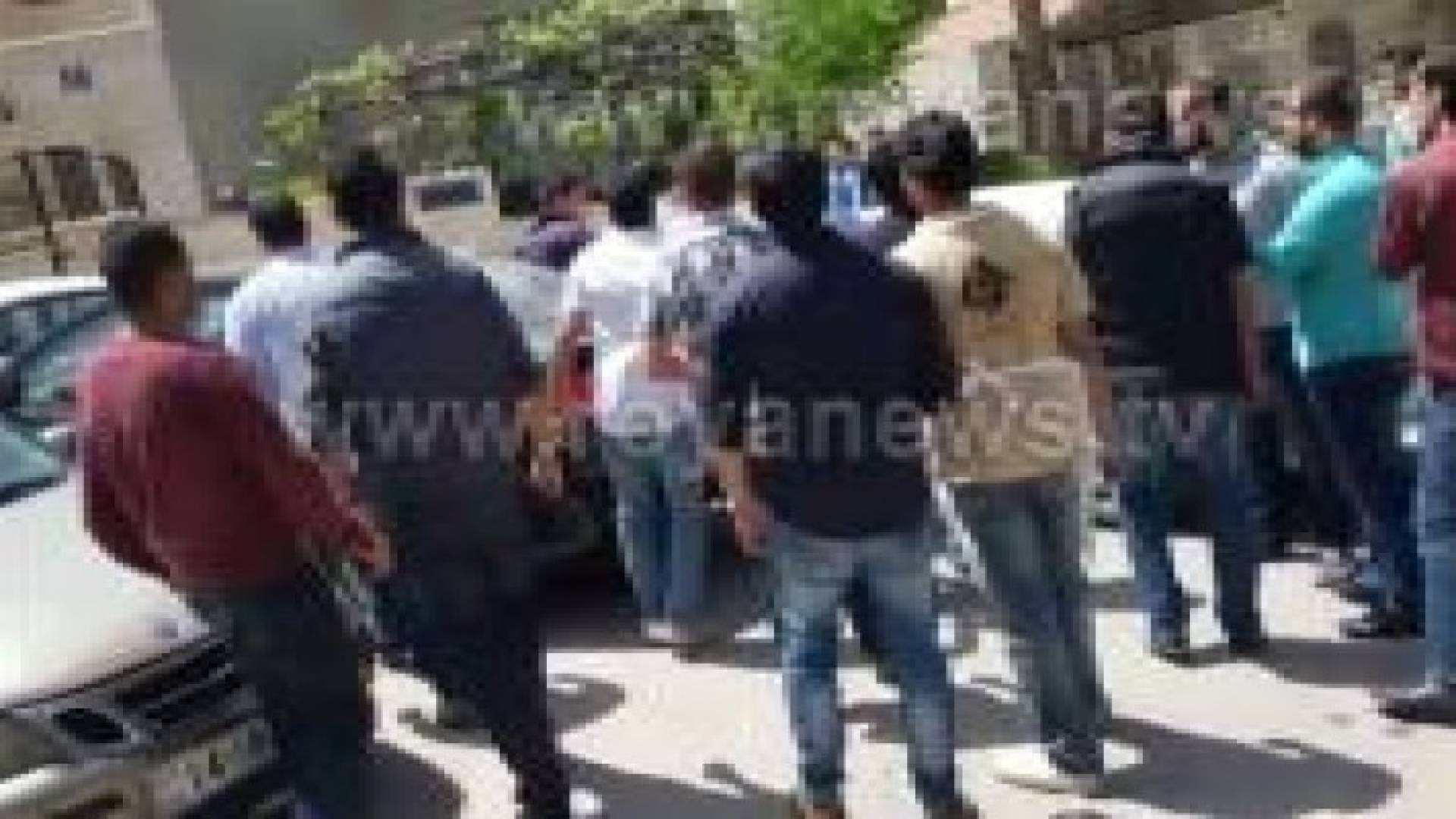 مشاجرة خلف الجامعة الأردنية ..صور وتفاصيل
