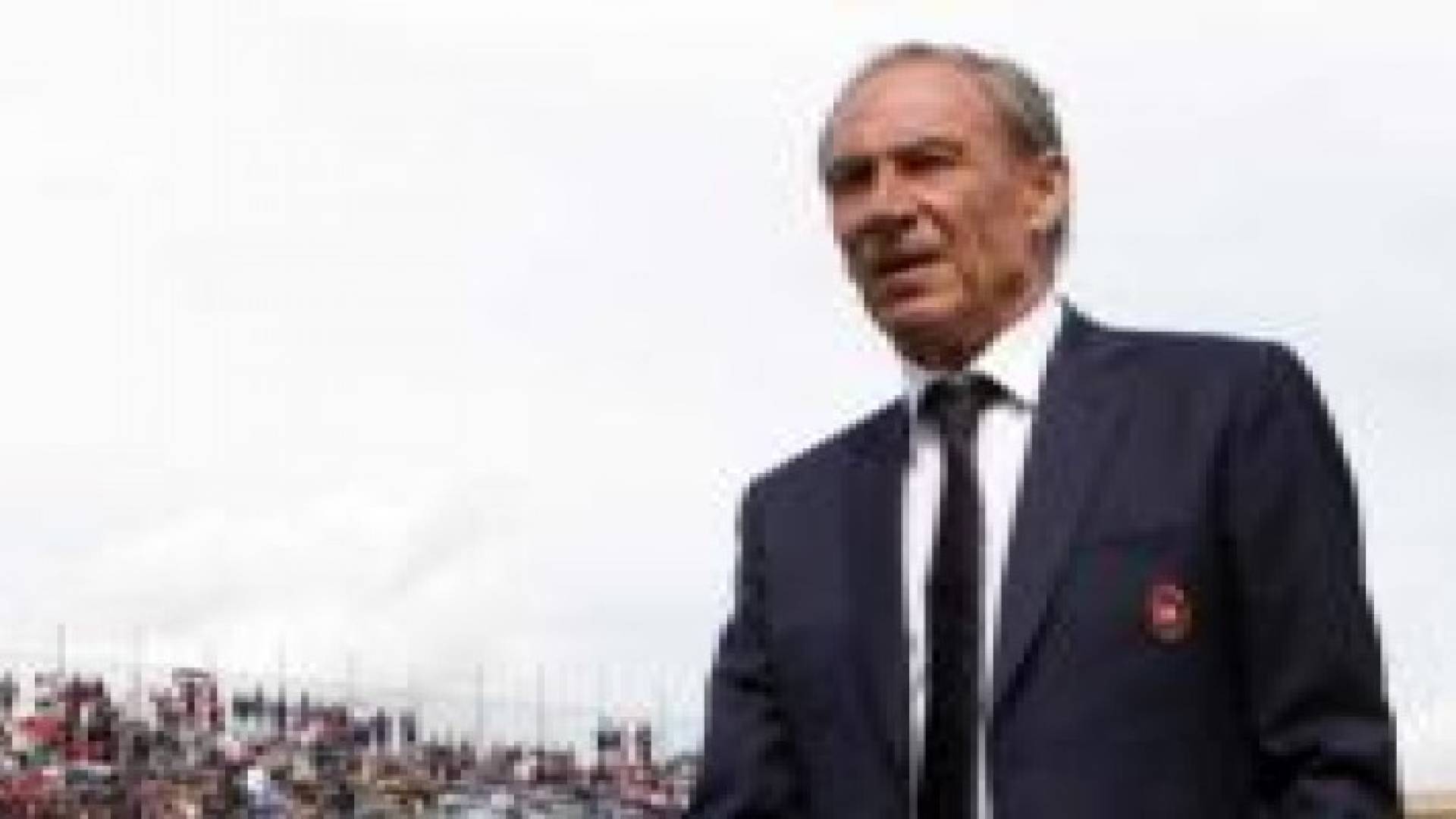 زيمان يستقيل من تدريب كالياري للمرة الثانية