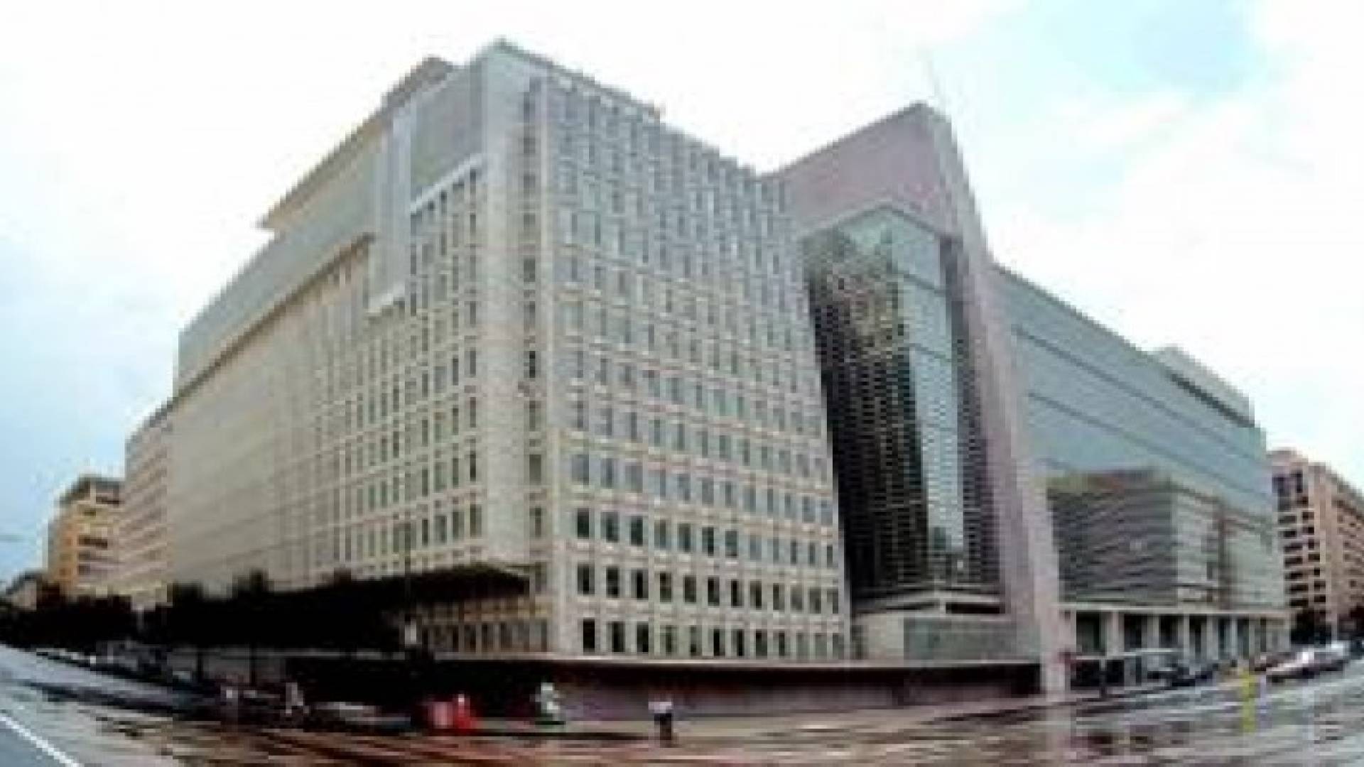 المالية النيابية تبحث التحديات الاقتصادية مع البنك الدولي