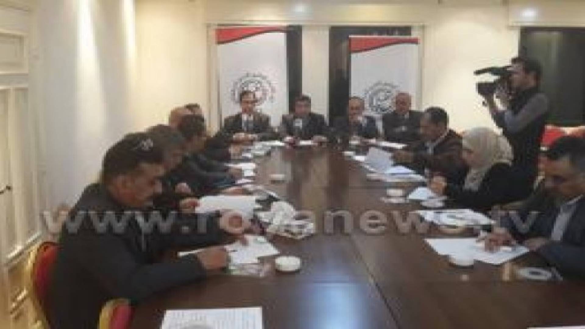 حزب التجمع الوطني الديموقراطي يطلق مبادرة بعنوان "كيف نبدأ وكيف نلتقي"