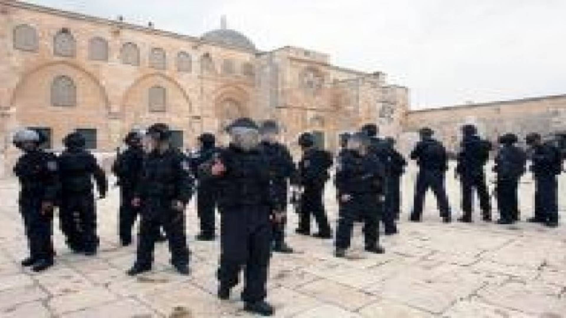 شرطة الاحتلال توقف 16 يمينيا نظموا مسيرة غير مرخصة بالقدس