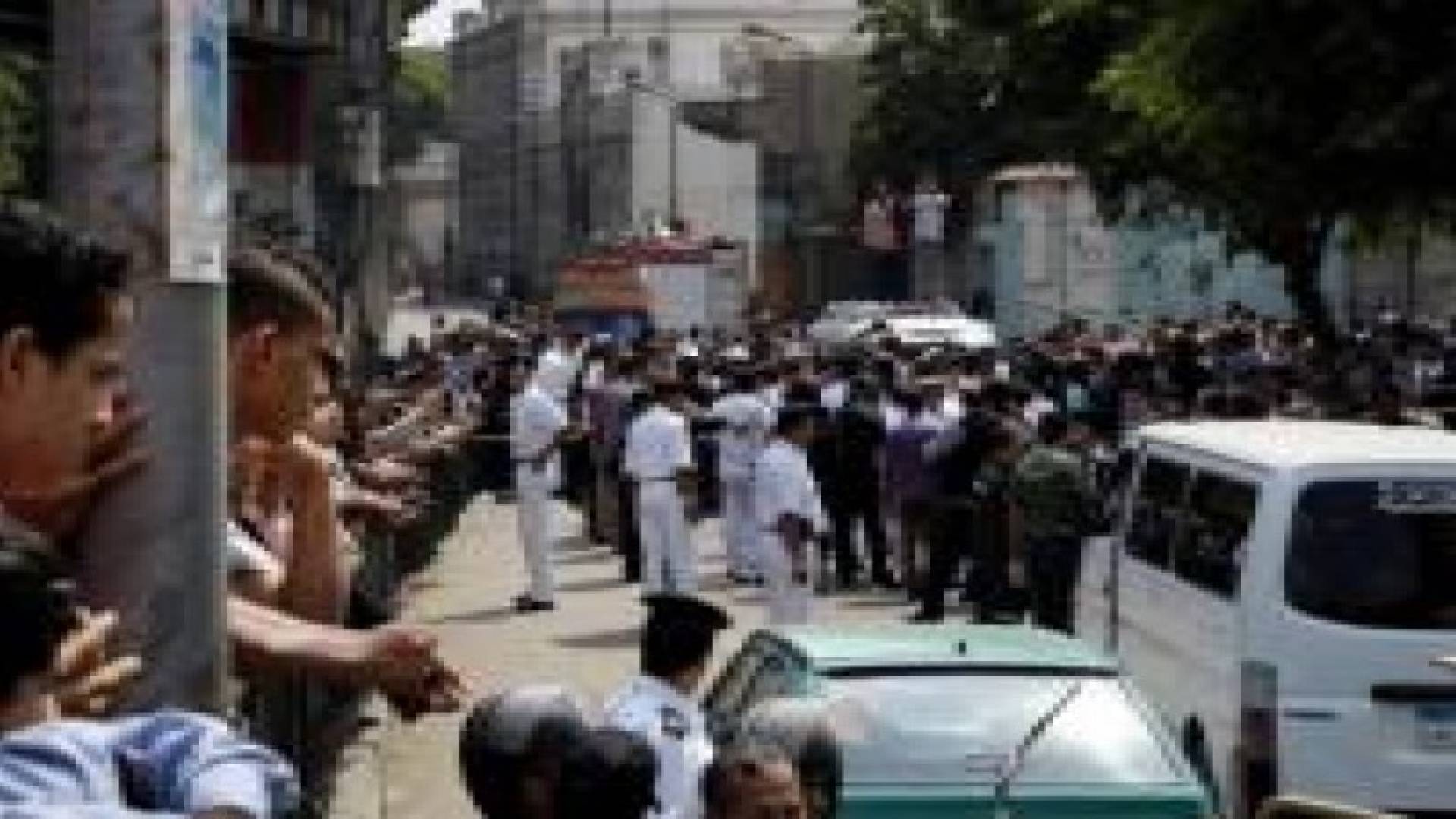 قتلى ومصابين في انفجار قرب نقطة تفتيش أمنية وسط مصر