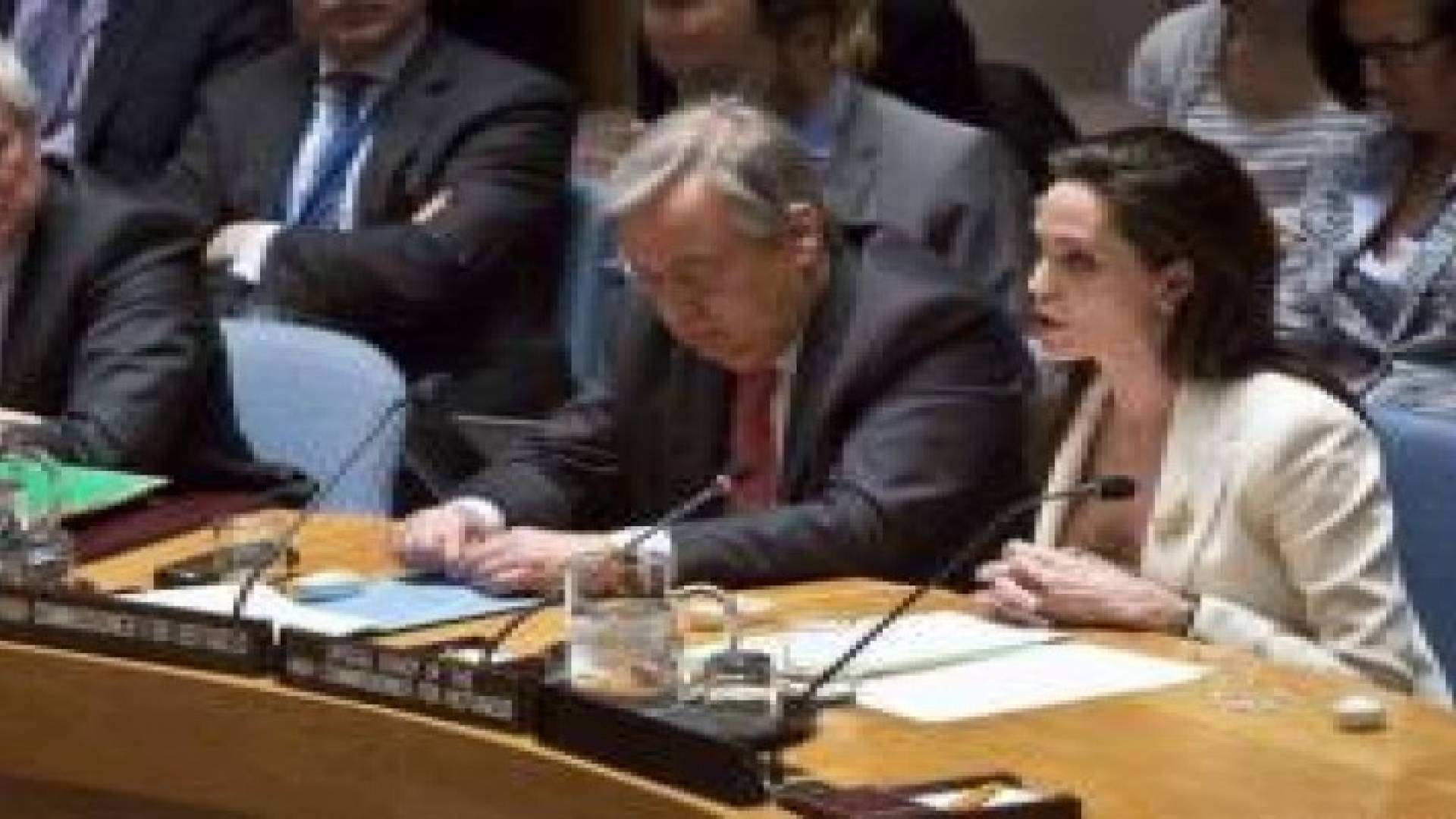 جولي لمجلس الأمن: اللاجئون لايمكنهم الحضور..اذهبوا أنتم