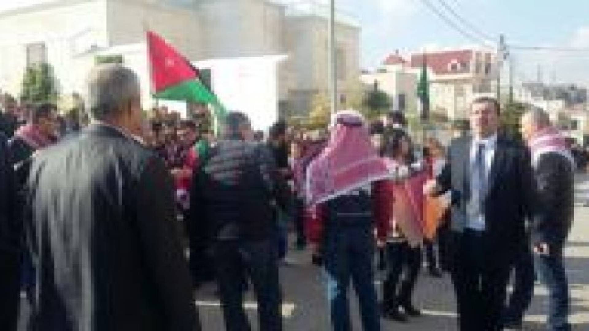 المطالبة بإلغاء قرار إقالة المطران الأردني ياسر العياش
