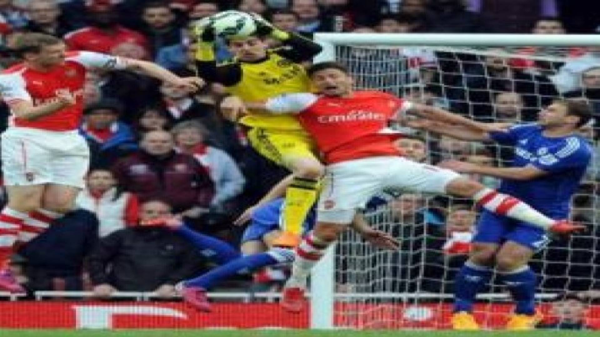 تشيلسي يتعادل مع أرسنال ويقترب من لقب الدوري الإنجليزي