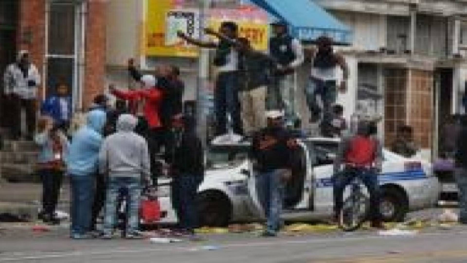 أمريكا: إعلان حالة الطوارئ في ولاية بالتيمور بعد أعمال شغب عنيفة