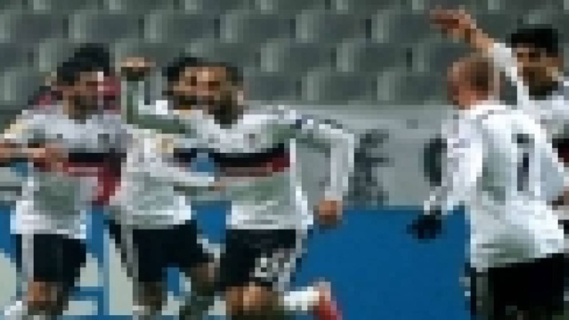 بشكتاش ينتزع صدارة الدوري التركي