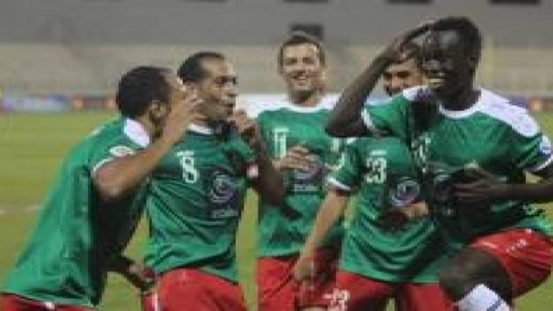 الوحدات يغرد بثلاثية نظيفه بشباك السلام زغرتا اللبناني اسيويا