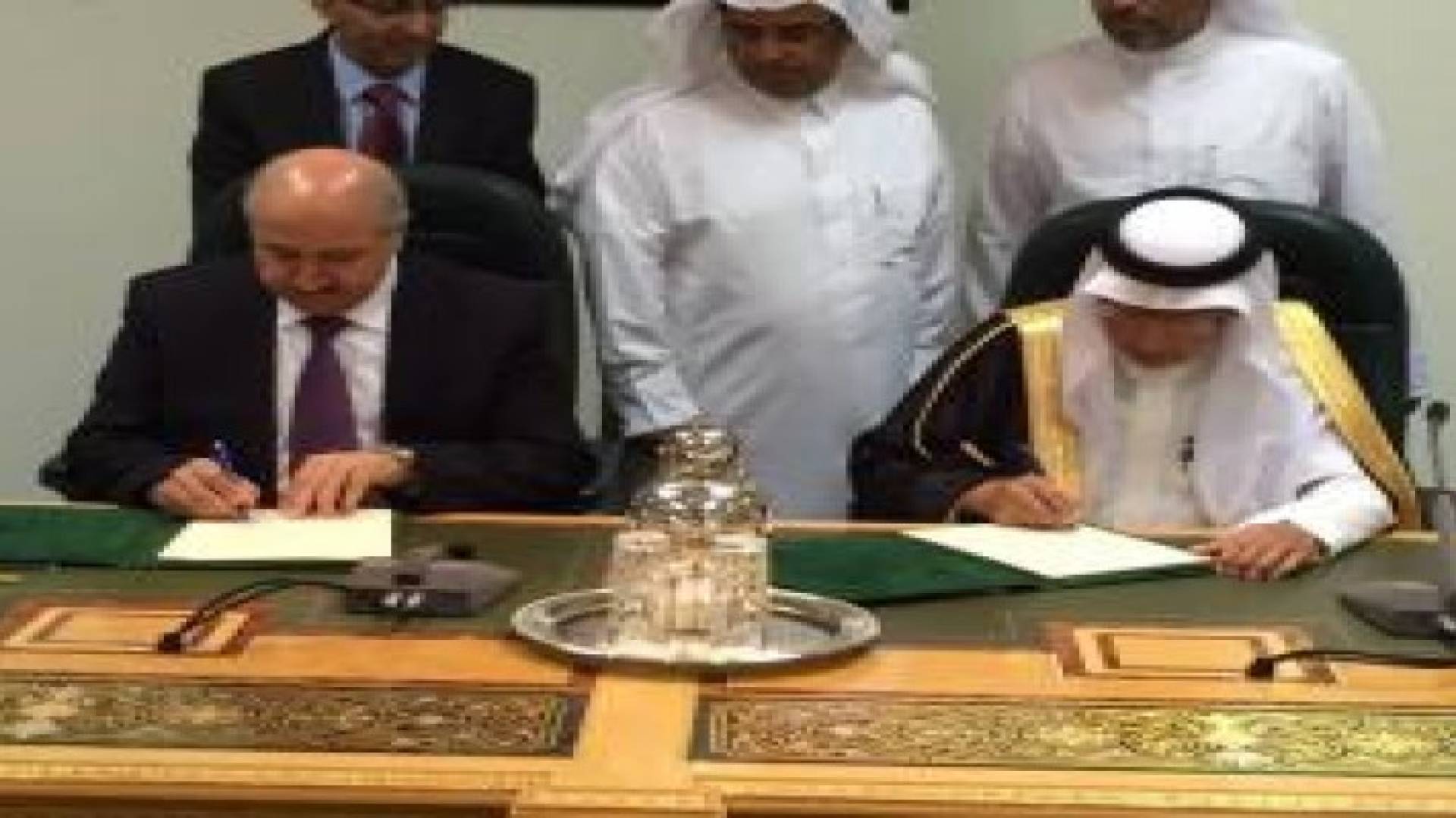 الاردن والسعودية يوقعان اتفاقية لحماية المياه الجوفية المشتركة