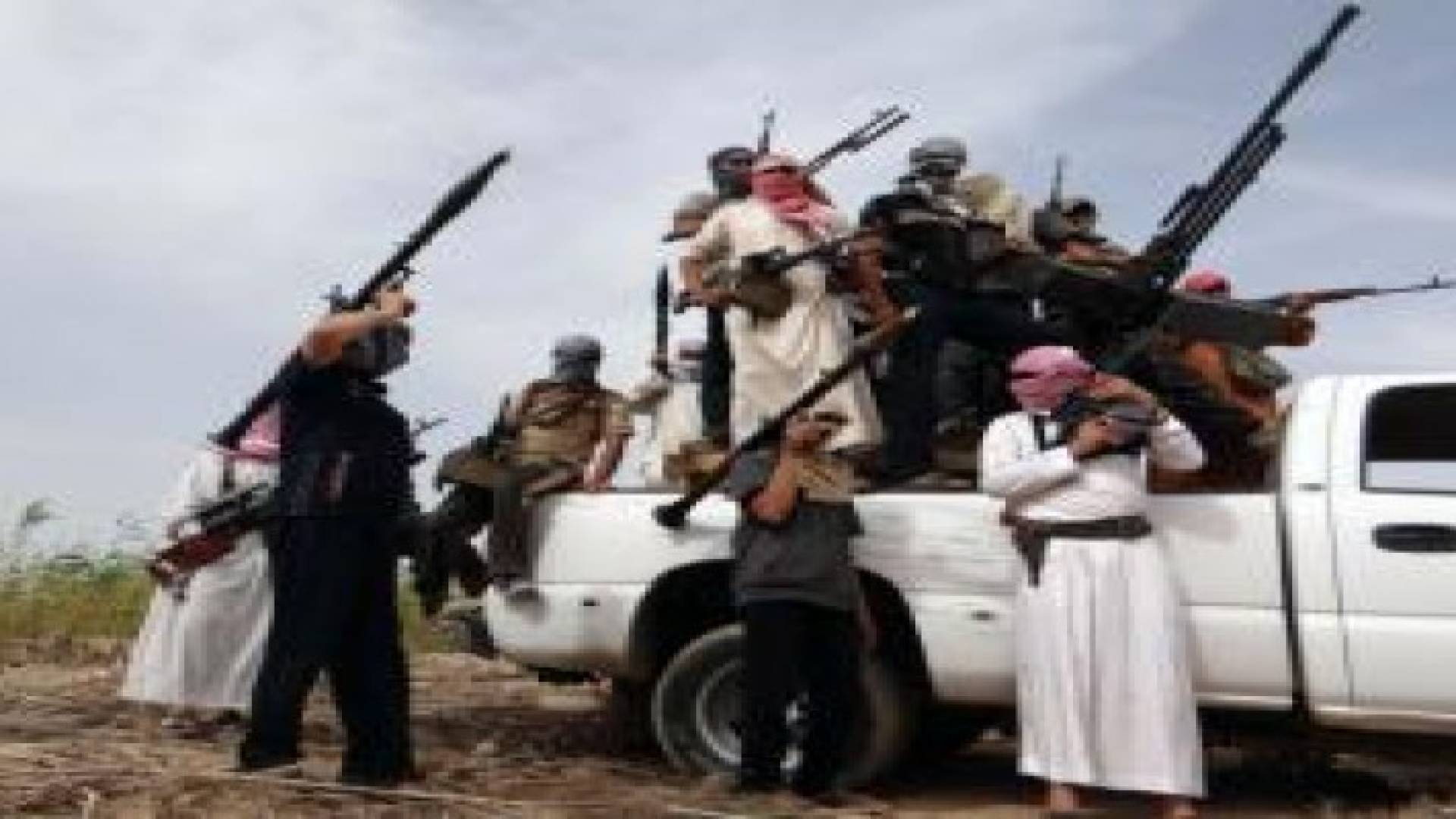 رئيس وزراء العراق:  الأردن يوافق على تسليح محافظات عراقية يحتلها "داعش"