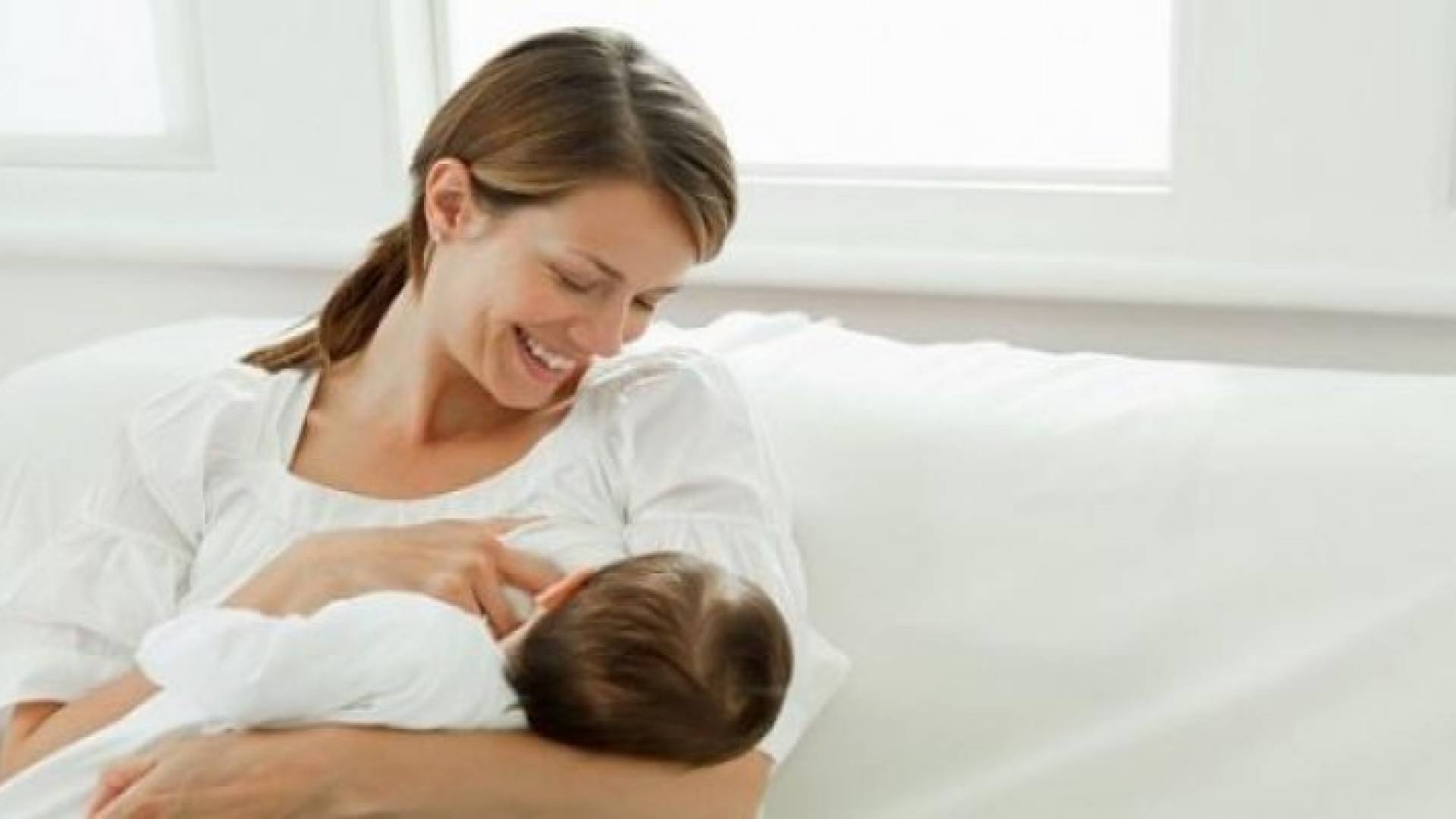 الرضاعة تساعد على زيادة ذكاء الأطفال