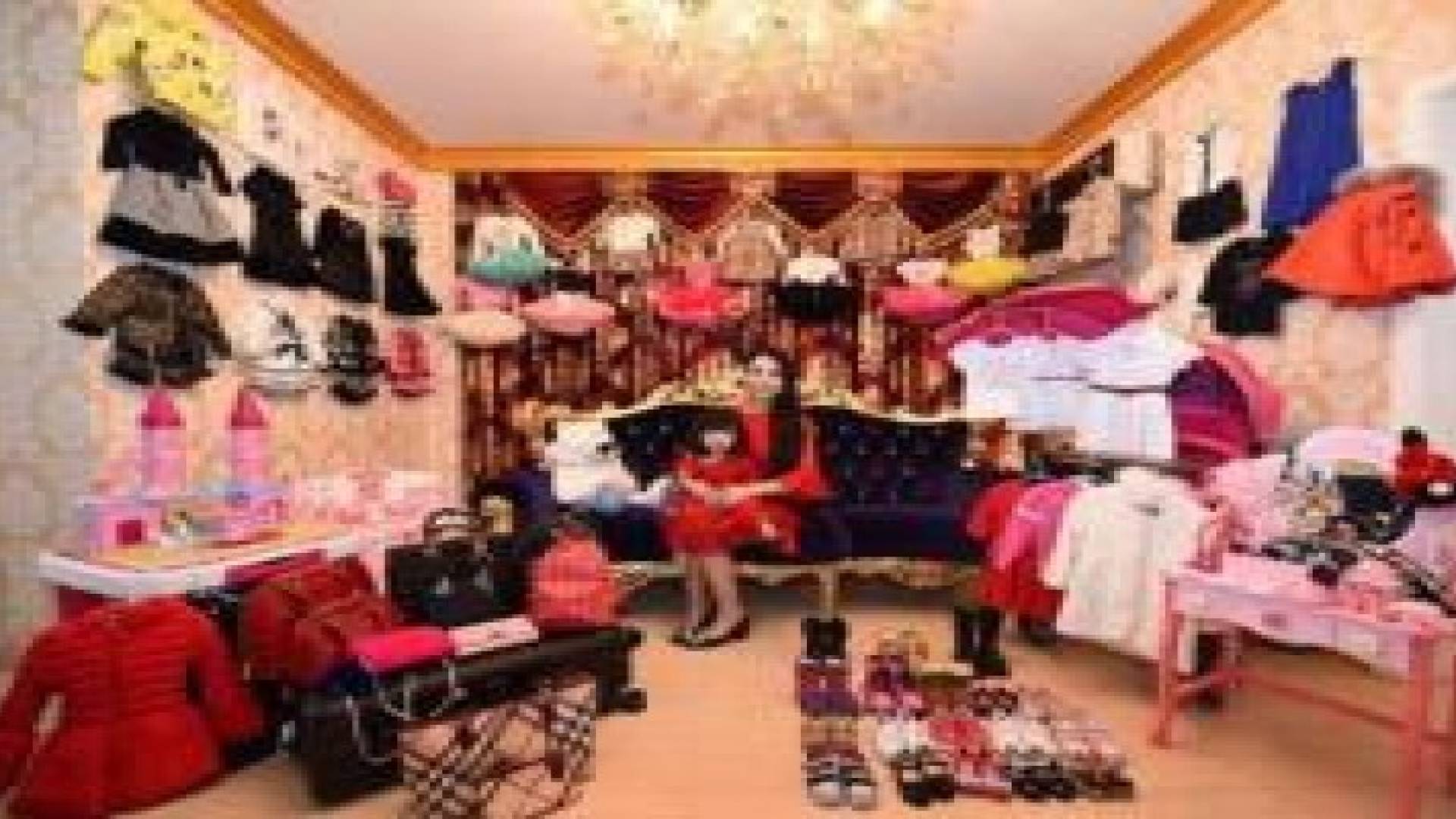 أم تنفق 200 ألف دولار على عيد ميلاد طفلتها.. صور