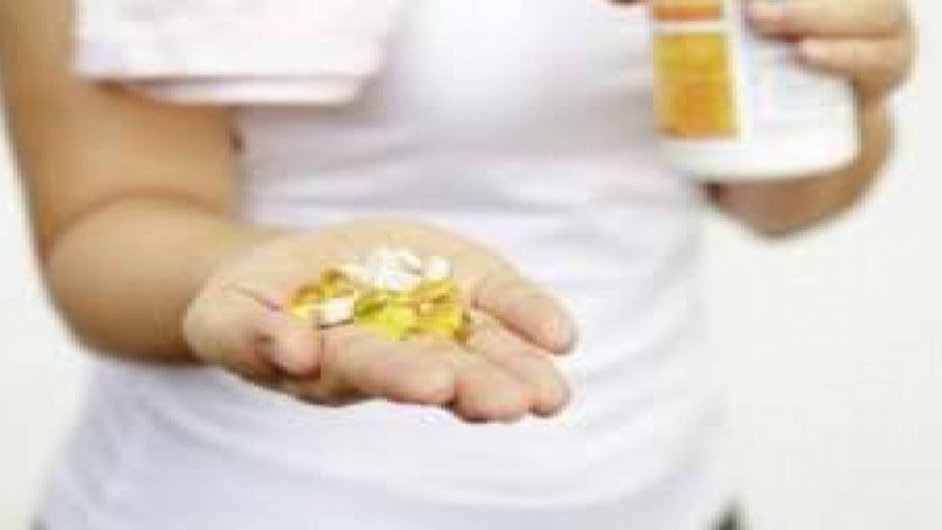 الإفراط في تناول المكملات الغذائية قد يصيب بالسرطان